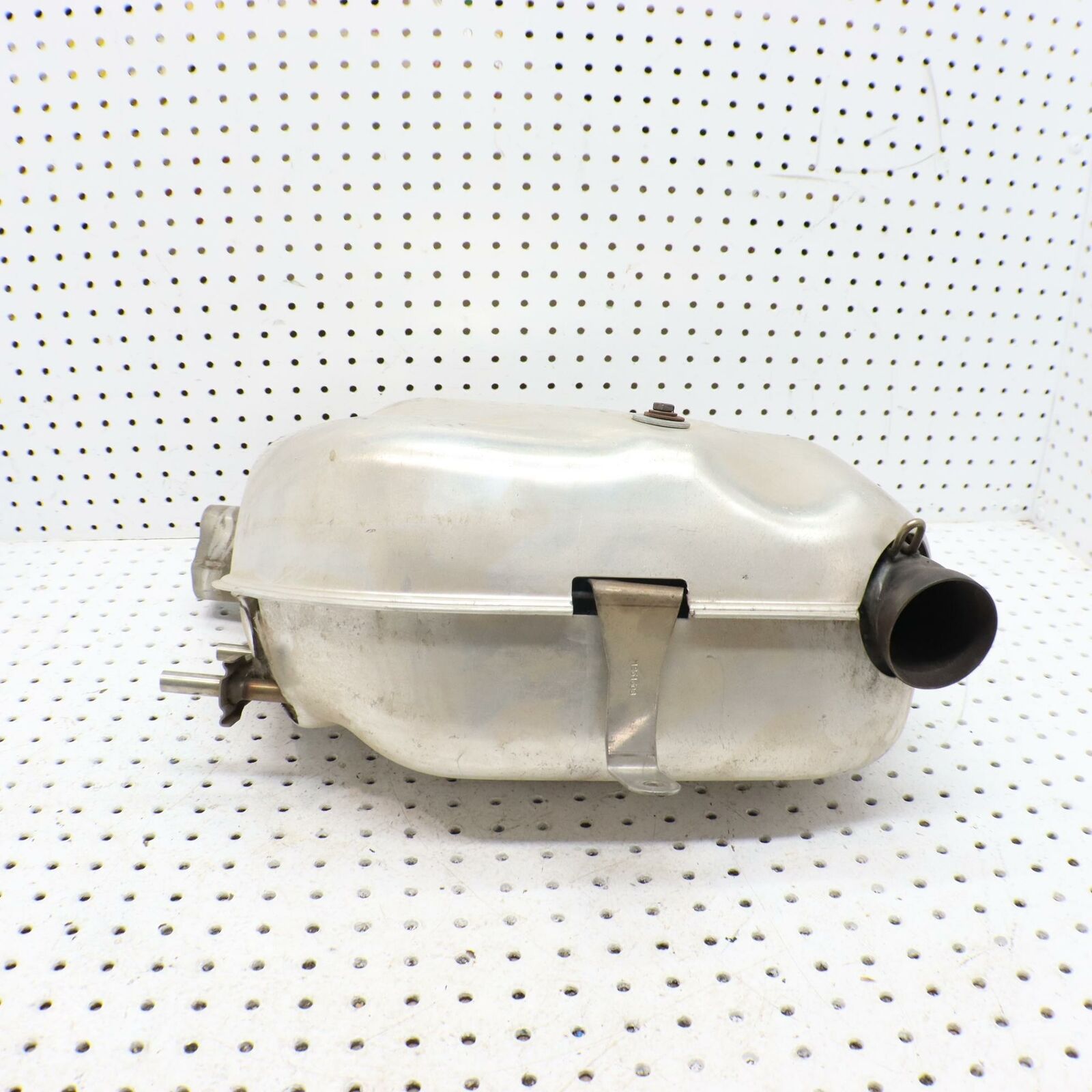 2006 POLARIS SWITCHBACK EXHAUST SILENCER MUFFLER PIPE  1261608