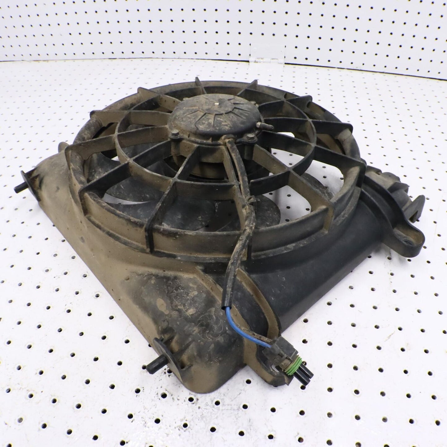 2013 POLARIS RANGER XP 900 ENGINE RADIATOR COOLING FAN MOTOR 2411816