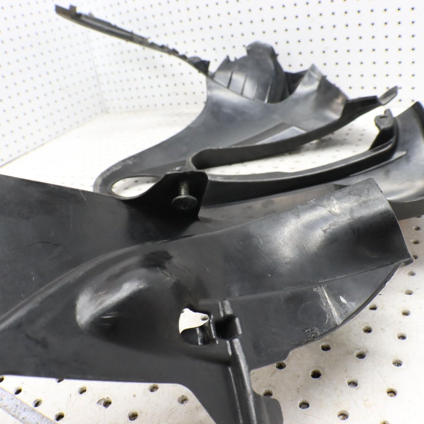 2008 POLARIS SWITCHBACK TURBO TANK CONSOLE PANEL COVER 2633279-070 CRACKED