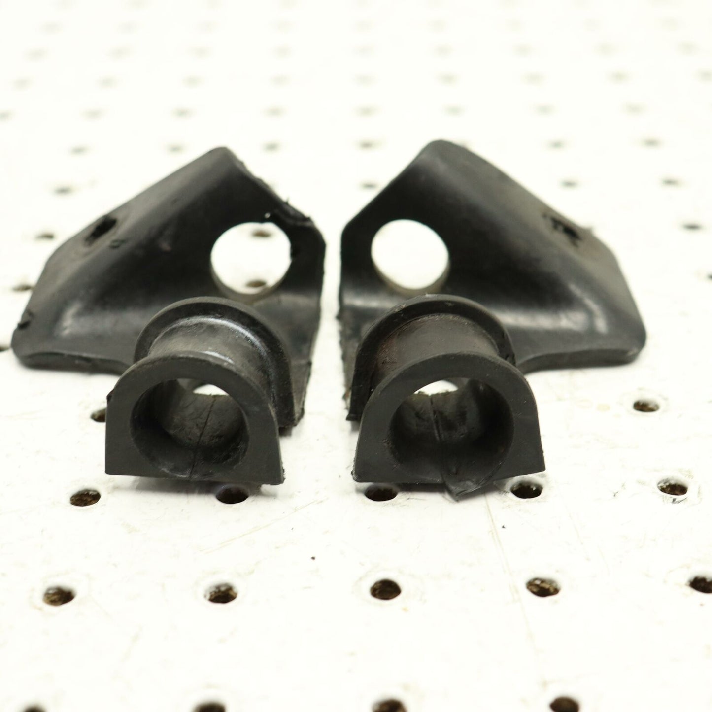 2007 POLARIS RMK 600 SWAY BAR BUSHINGS 5435739 5435740
