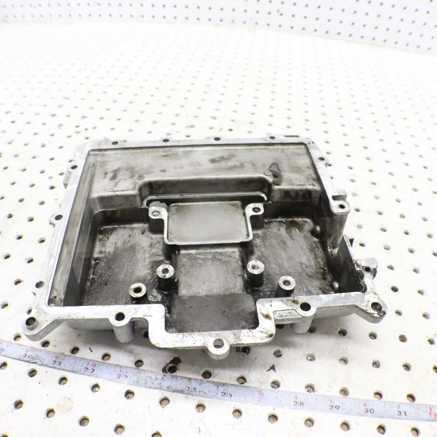 2008 POLARIS SWITCHBACK TURBO ENGINE MOTOR BOTTOM OIL PAN COVER 0452985