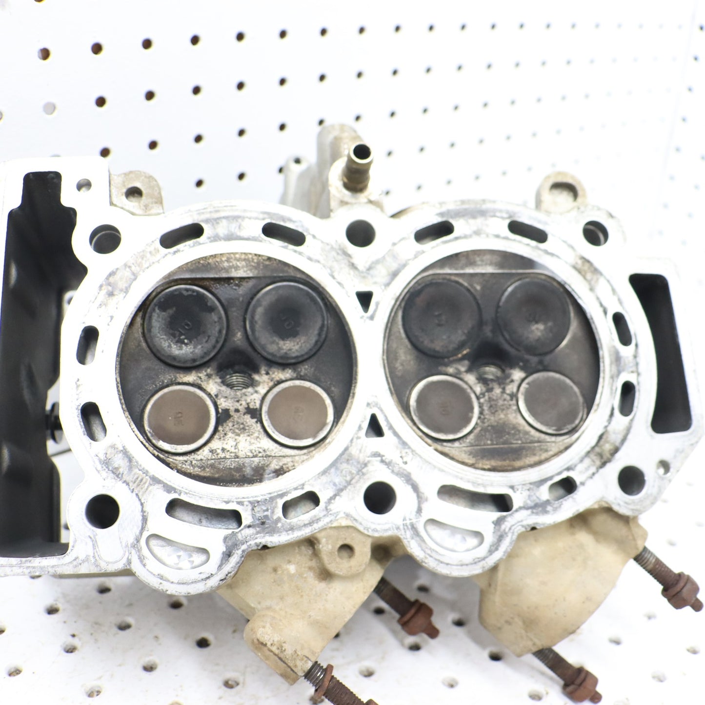 2009 Polaris Sportsman Xp 850 Cylinder Head 3022097; 3022565 CORE