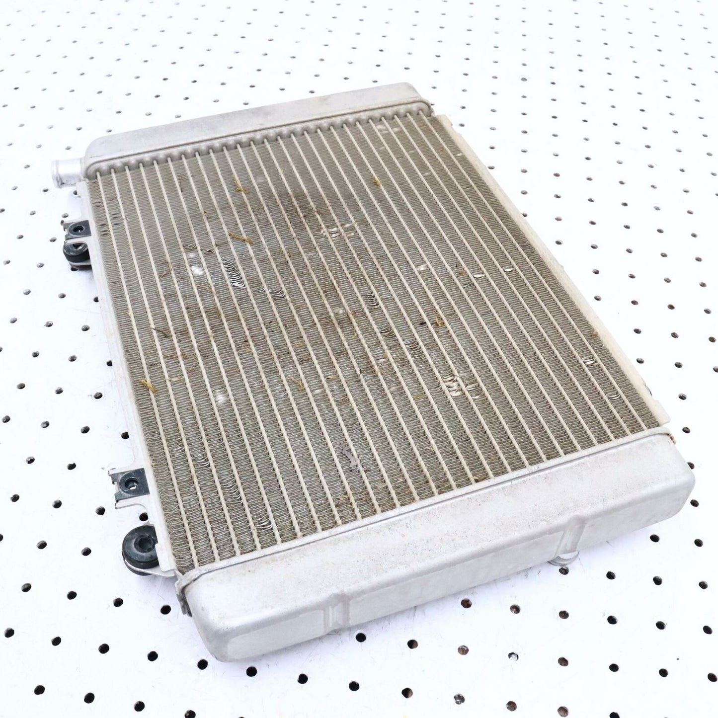 2008 KAWASAKI BRUTE FORCE 650 ENGINE RADIATOR MOTOR COOLER / RADIATOR 39060-001