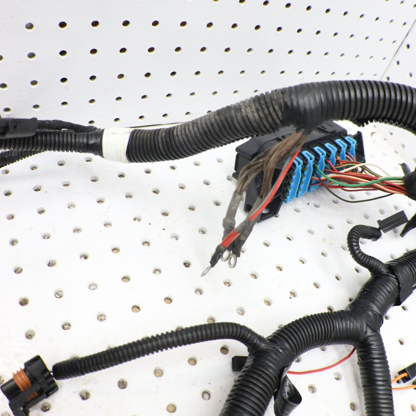 2014 Polaris Sportsman 570 Wire Harness NON EPS 2412398 MINOR DAMAGE