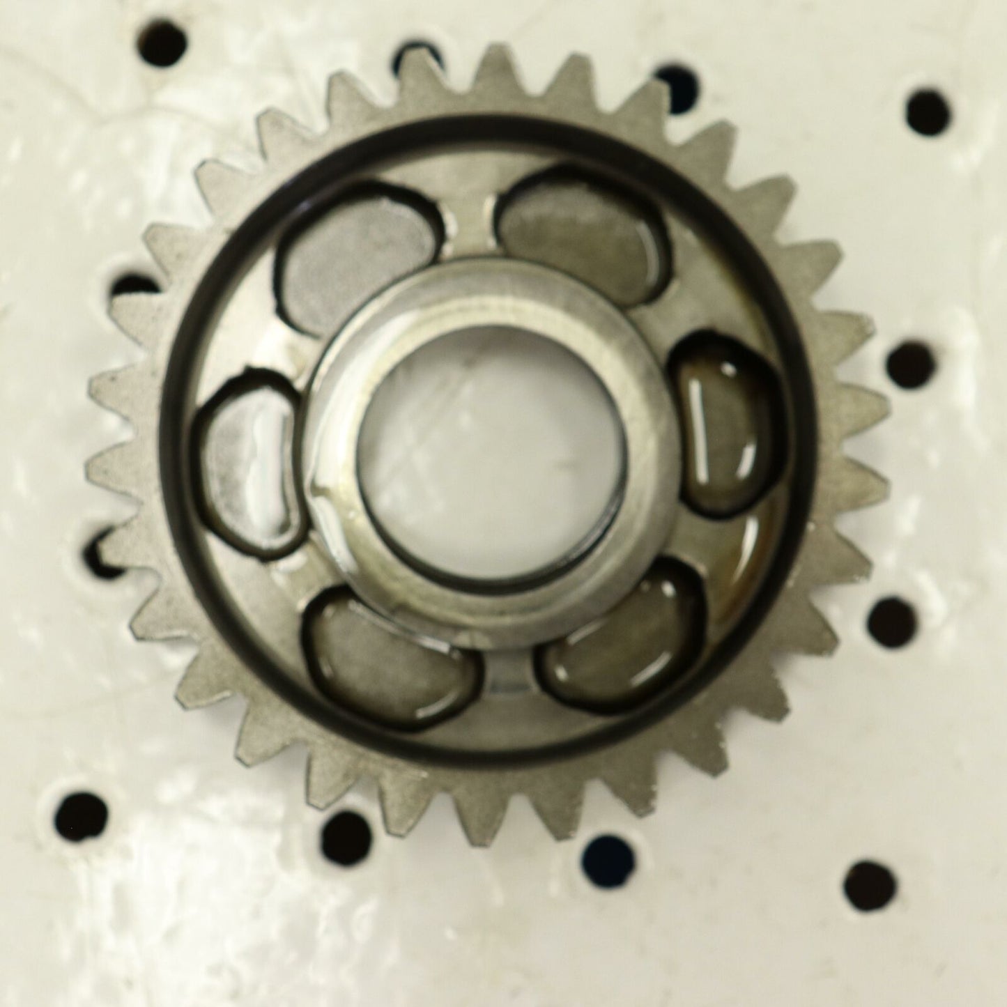 2003 SUZUKI SAVAGE 650 TRANSMISSION TRANNY GEAR 2ND DRIVEN 24321-24B20