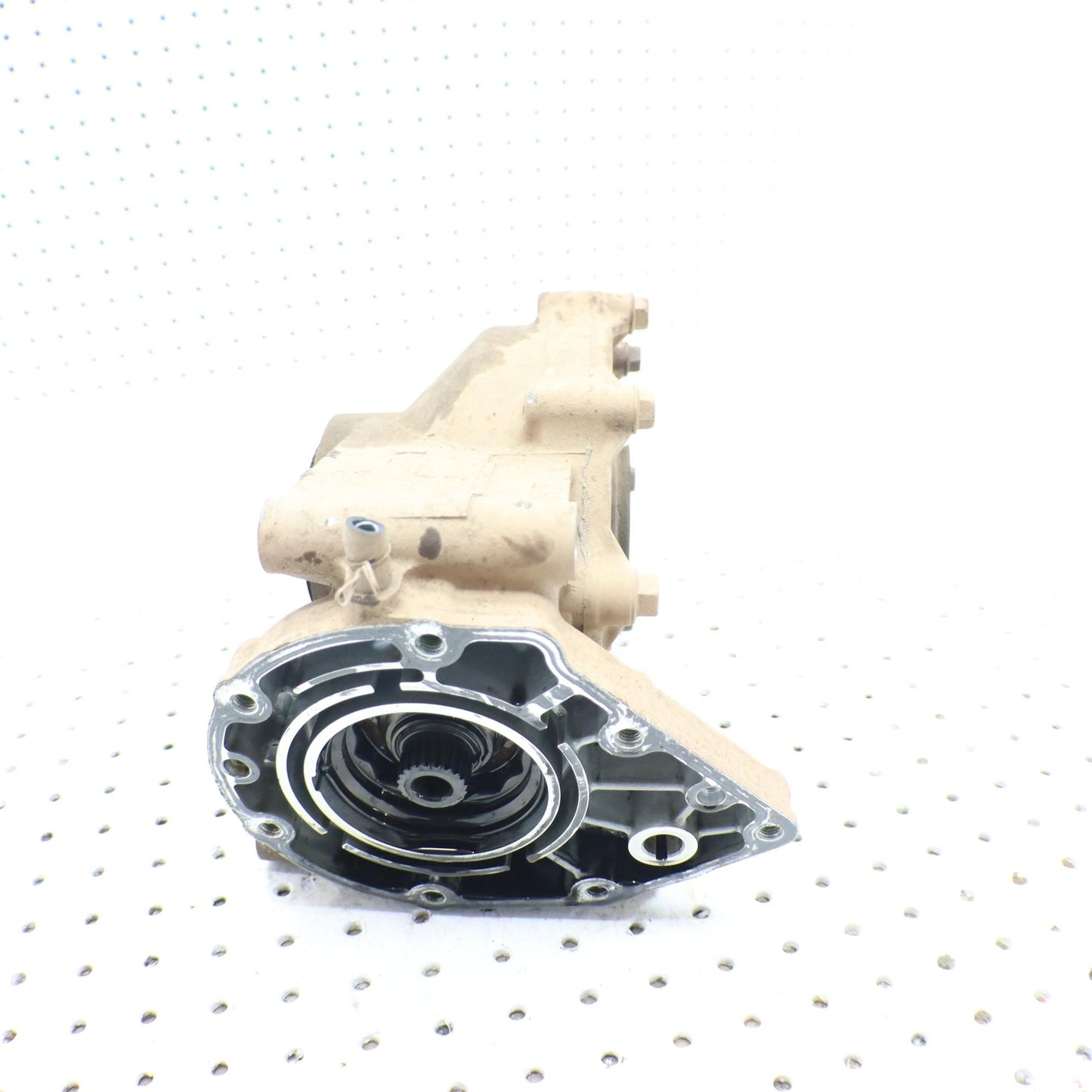 2016 SUZUKI KING QUAD 500 REAR GEARCASE FINAL DRIVE 27410-31G50 DAMAGED