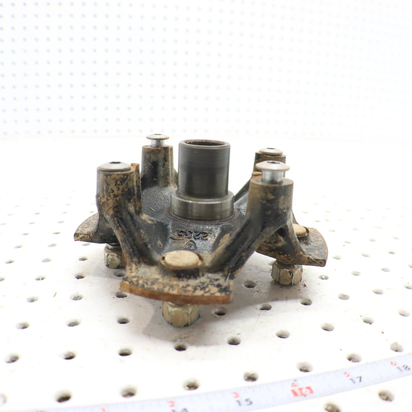 2016 SUZUKI KING QUAD 500 WHEEL HUB FRONT 54110-31G00; 54110-31G10