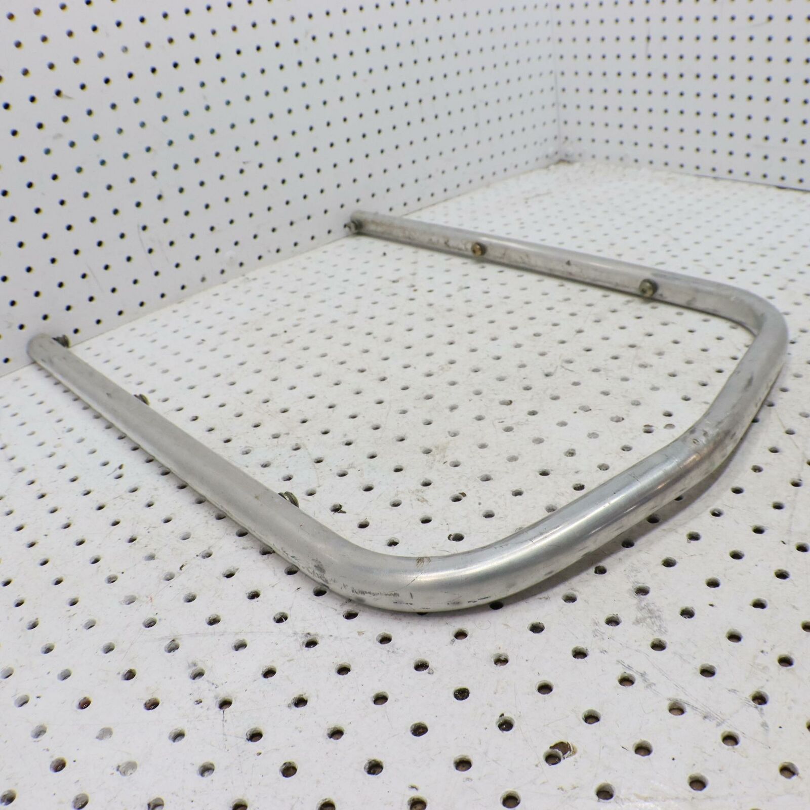2006 POLARIS SWITCHBACK REAR BACK BUMPER GRAB BAR 2632988-309