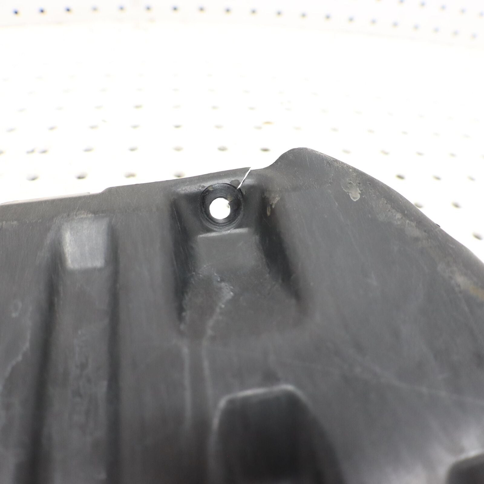 2009 POLARIS SPORTSMAN XP 850 SKID PLATE  5437048-070