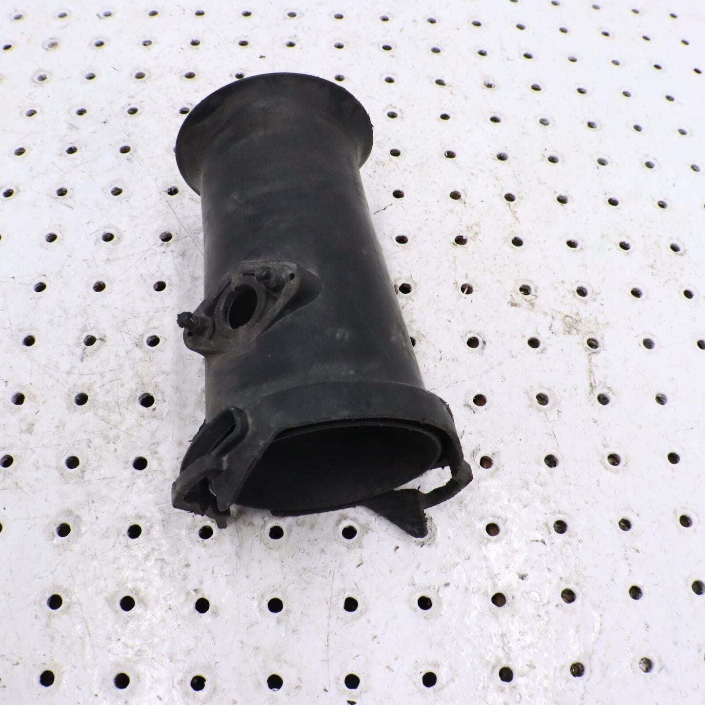 2010 SKI-DOO SUMMIT X 800R AIR INTAKE FLUTE 508000662