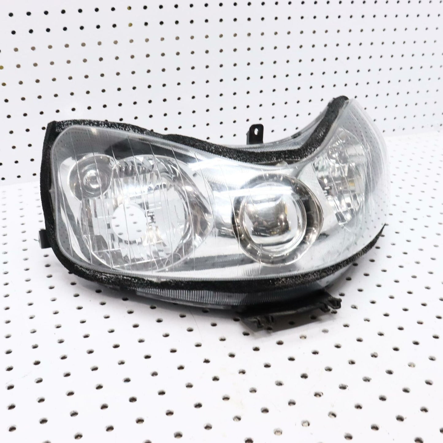 2006 POLARIS CLASSIC 700 HEADLIGHT 2410397
