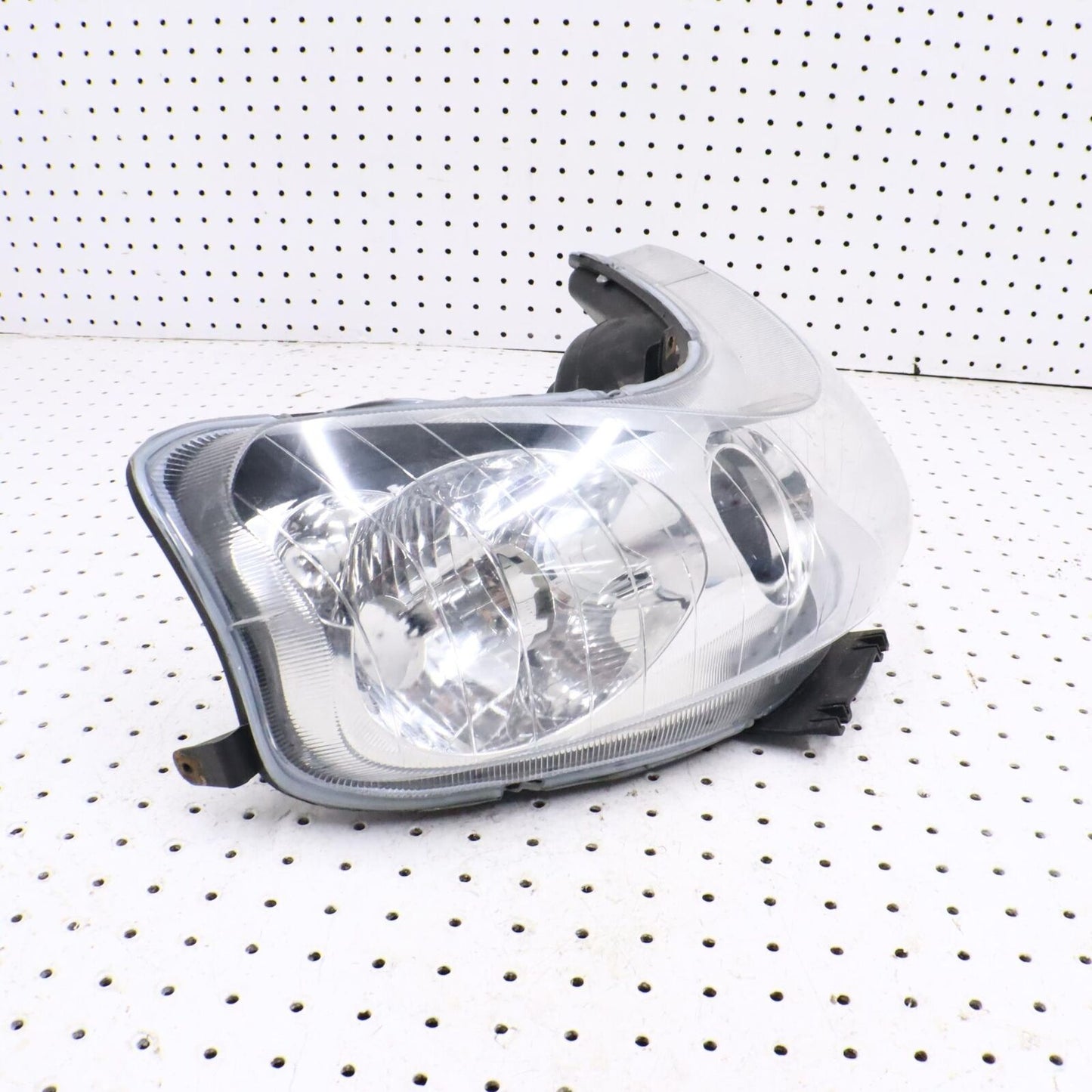 2008 POLARIS SWITCHBACK TURBO FRONT HEAD LIGHT LAMP HEADLIGHT 2410397