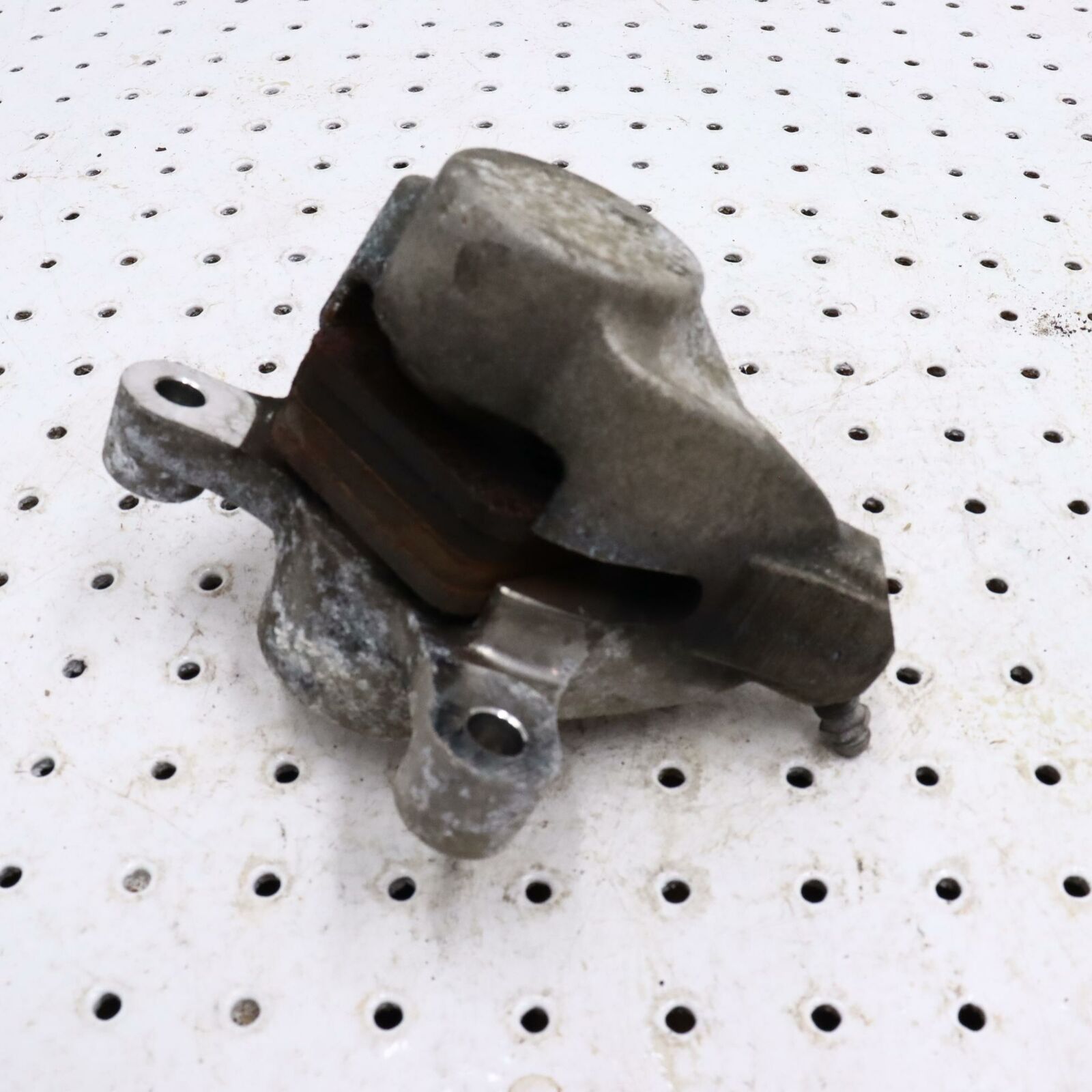2006 POLARIS FUSION 700 BRAKE CALIPER 2202742