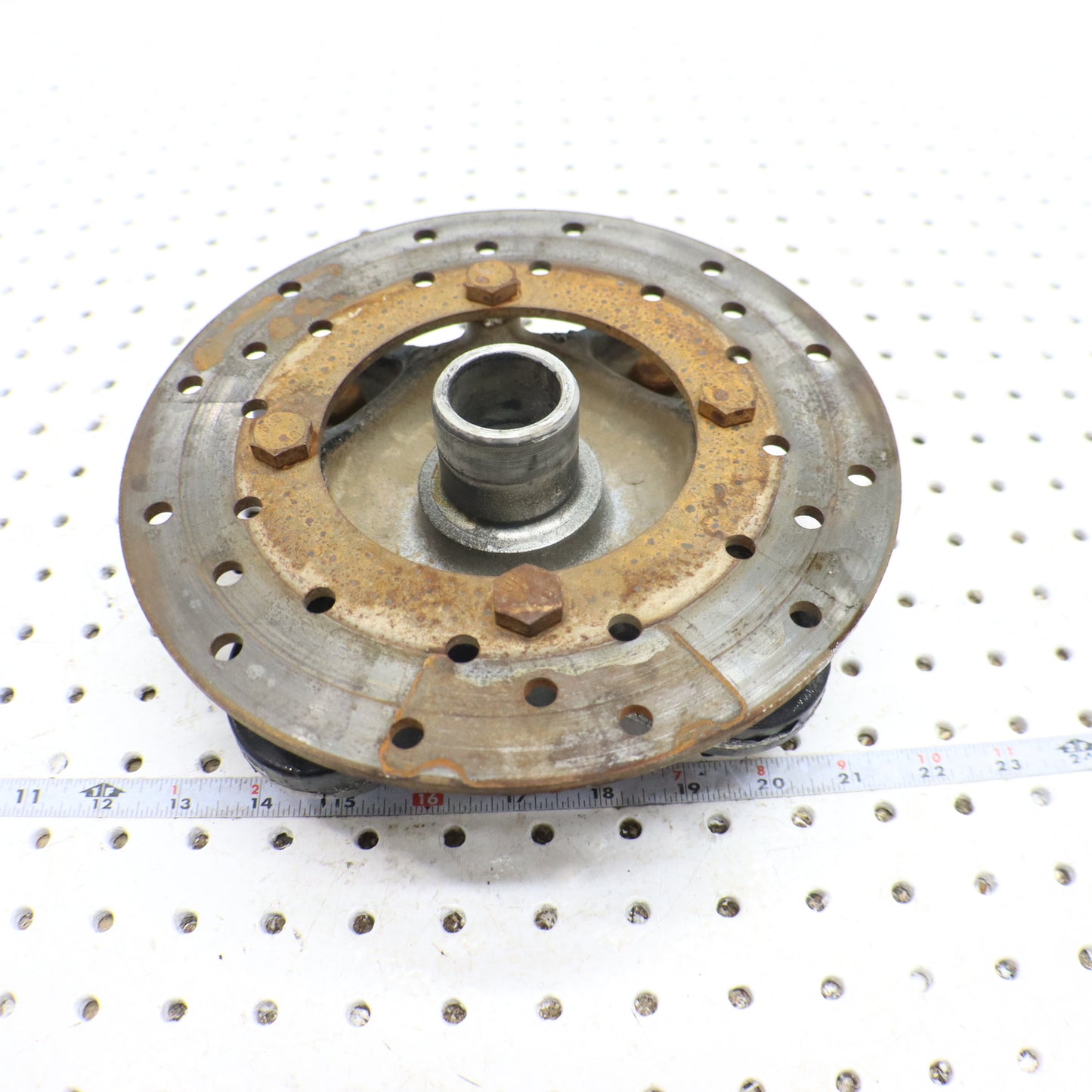 2013 Polaris Ranger Xp 900 Wheel Hub REAR 5137431-067 ; 5142964-067