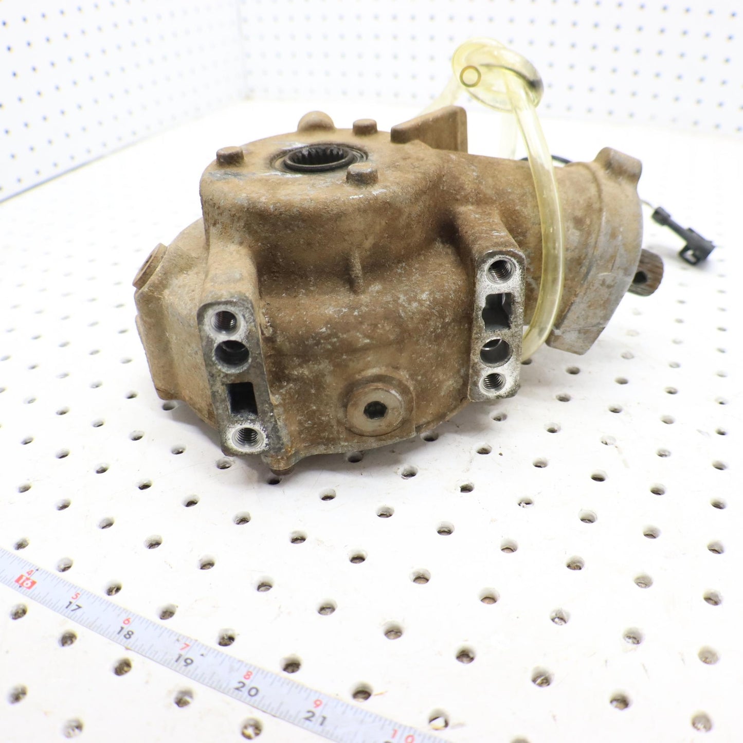 2016 POLARIS SPORTSMAN 570 FRONT GEARCASE DIFFERENTIAL 1333393 1337140