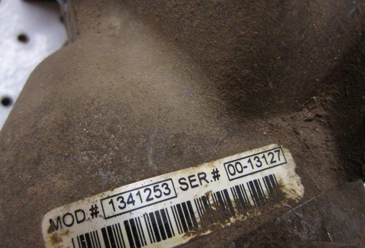 2000 POLARIS MAGNUM 500 4X4 GEAR CASE FRONT 1341253