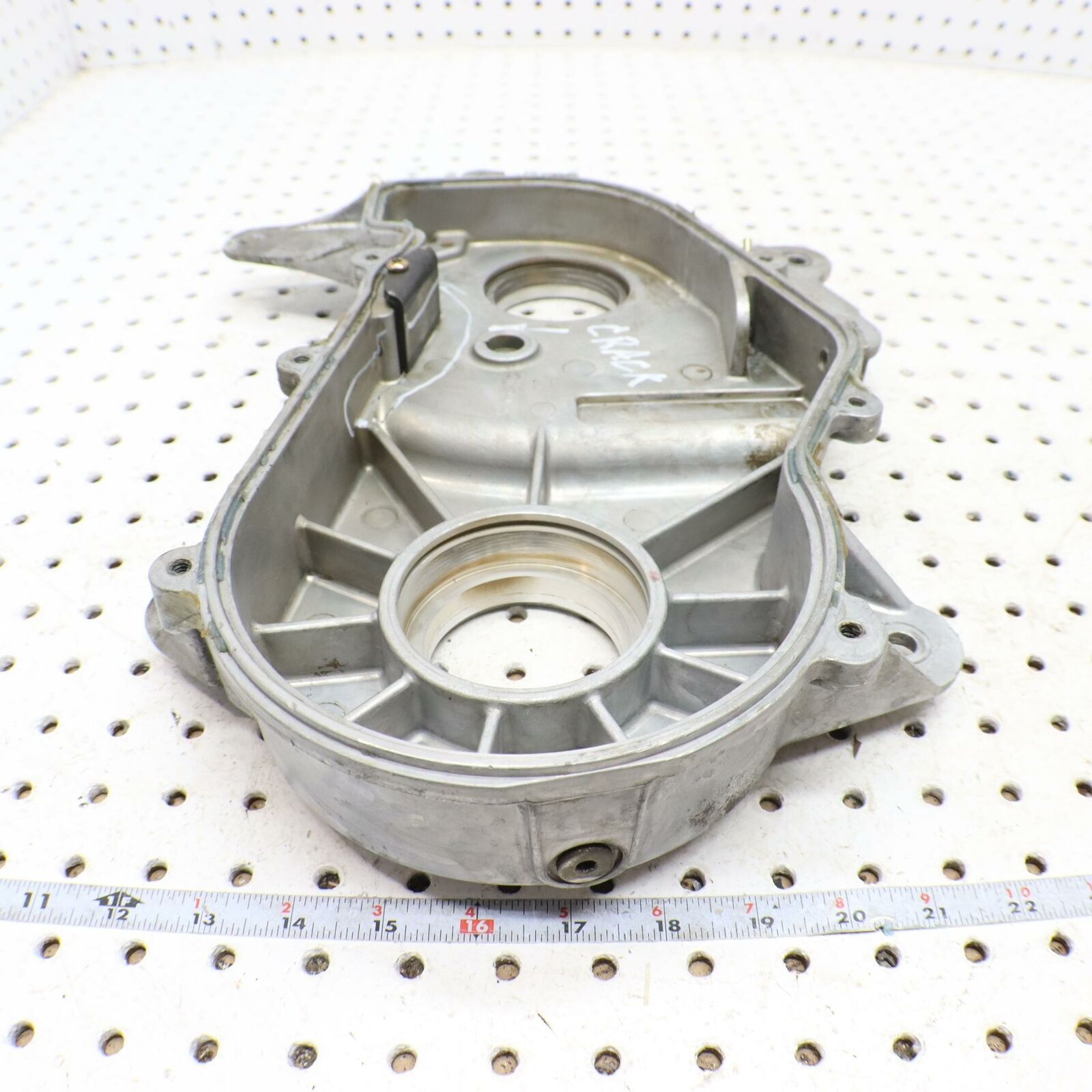 2006 POLARIS SWITCHBACK TRACK CHAIN HOUSING CASE 1332318 CRACKED