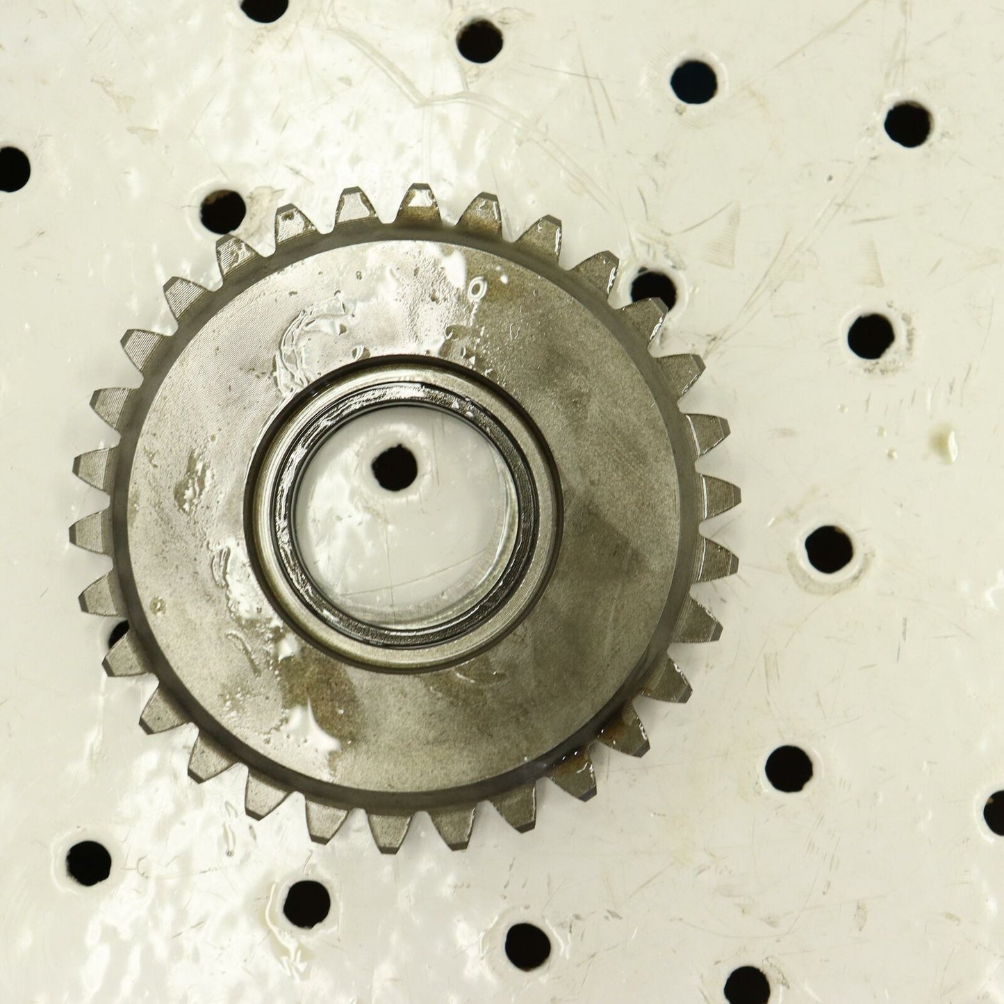 2003 SUZUKI SAVAGE 650 TRANSMISSION TRANNY GEAR 2ND DRIVEN 24321-24B20