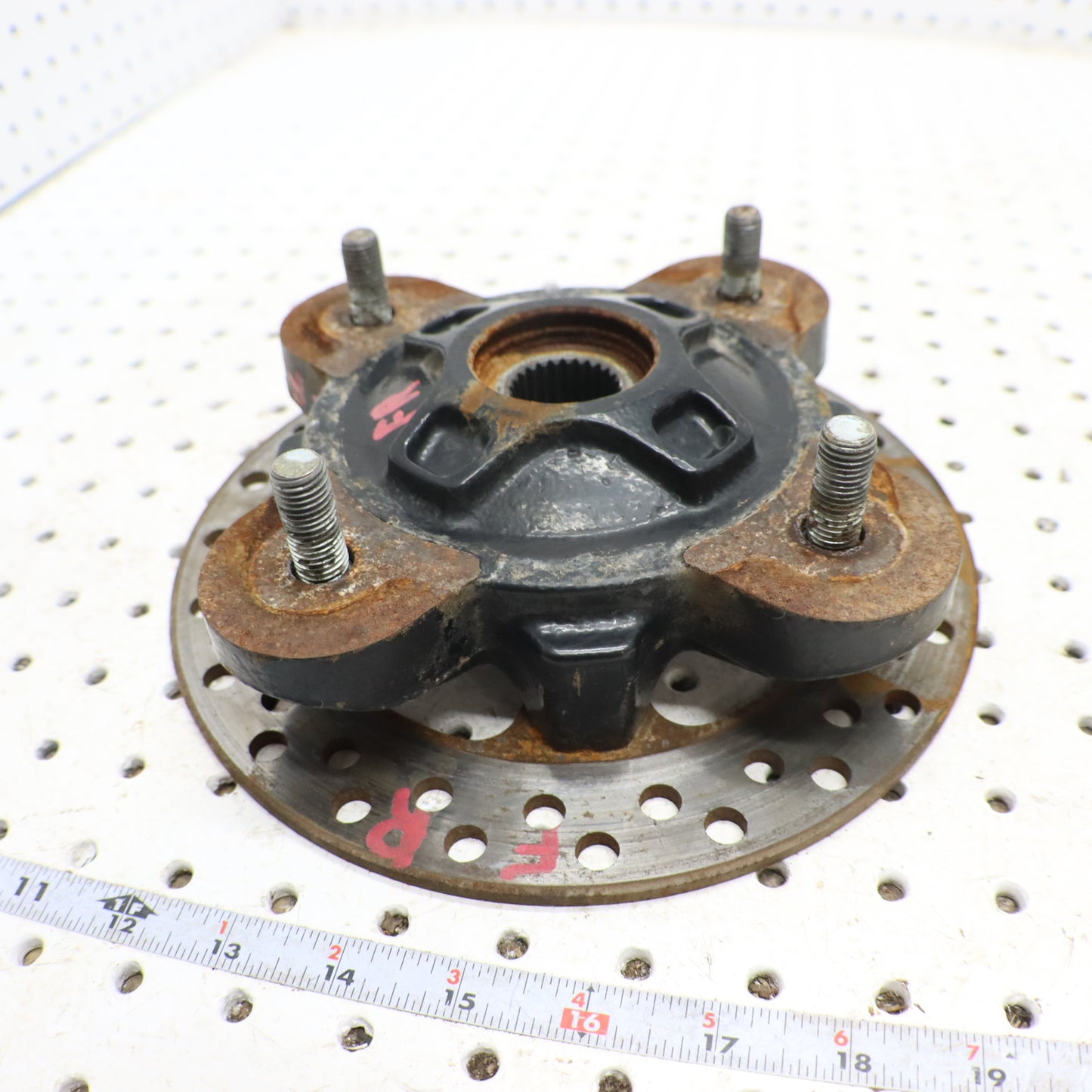 2013 Polaris Ranger Xp 900 Wheel Hub FRONT 5137387-067