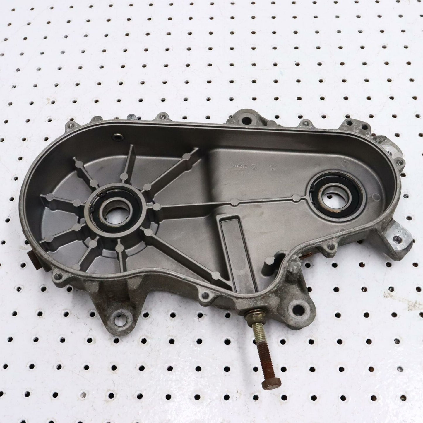 2006 POLARIS FUSION 700 TRACK CHAIN HOUSING CASE 2203548