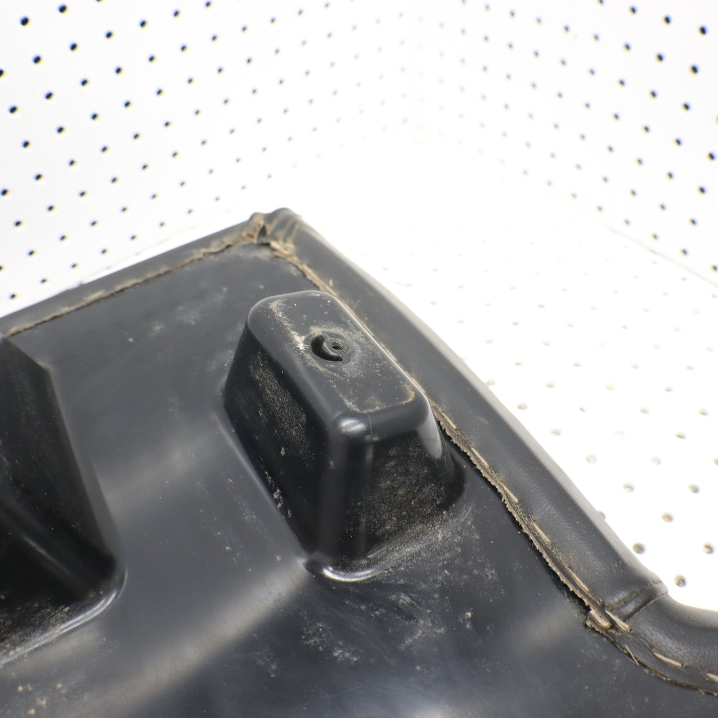 2013 Polaris Ranger Xp 900 Seat Back RED / BLACK 2685140