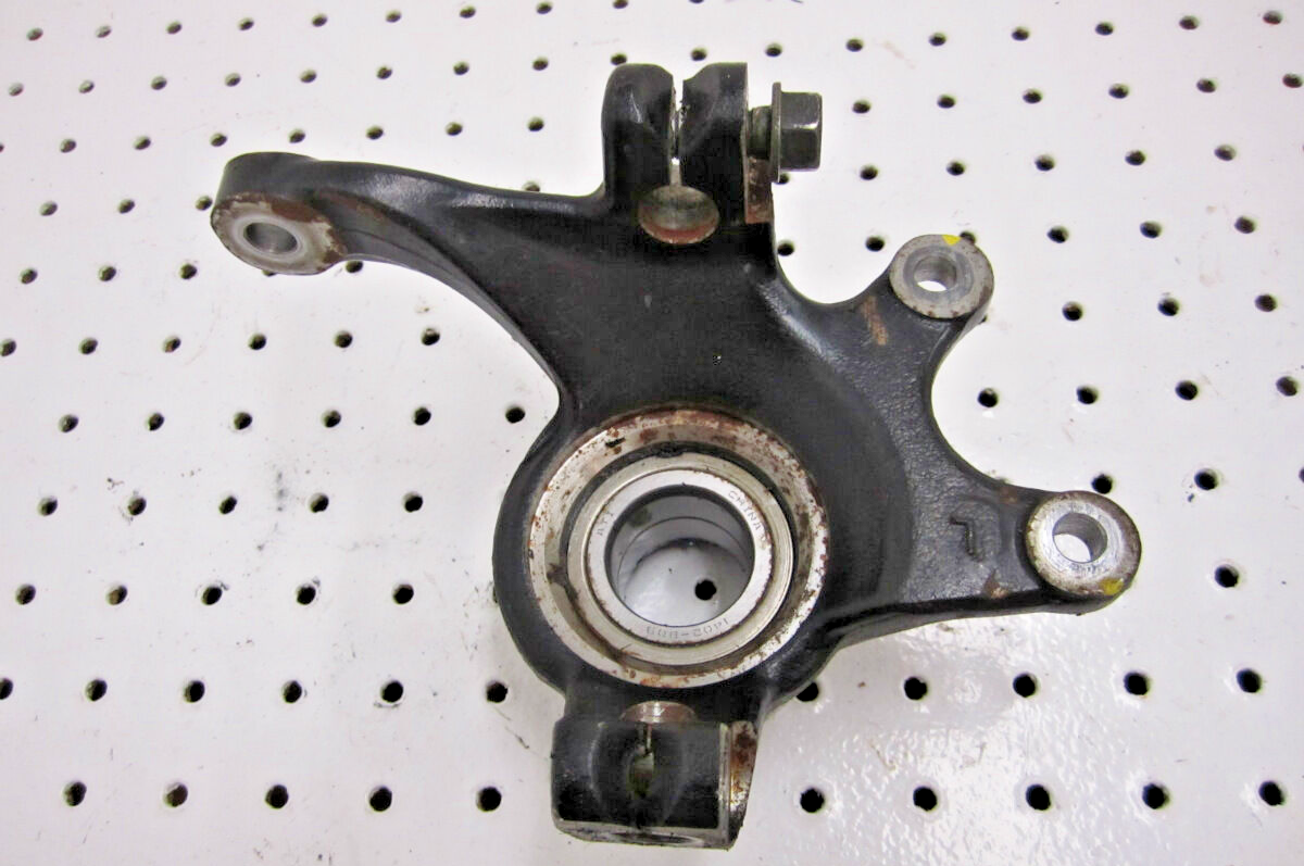 2014 KYMCO MXU 700i LE 4X4 LEFT FRONT STEERING KNUCKLE 47500 47500-PWB1-900