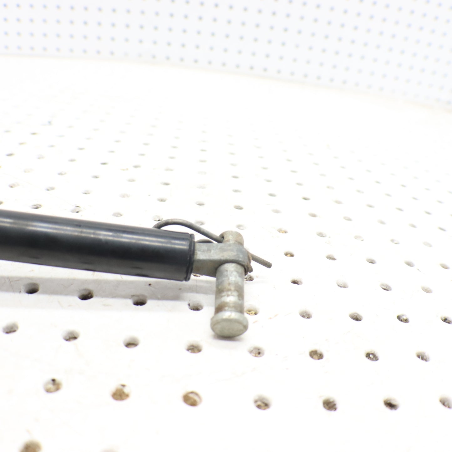 2013 Polaris Ranger Xp 900 Box Gas Strut Dump Strut 7044143; 7045663; 7043967