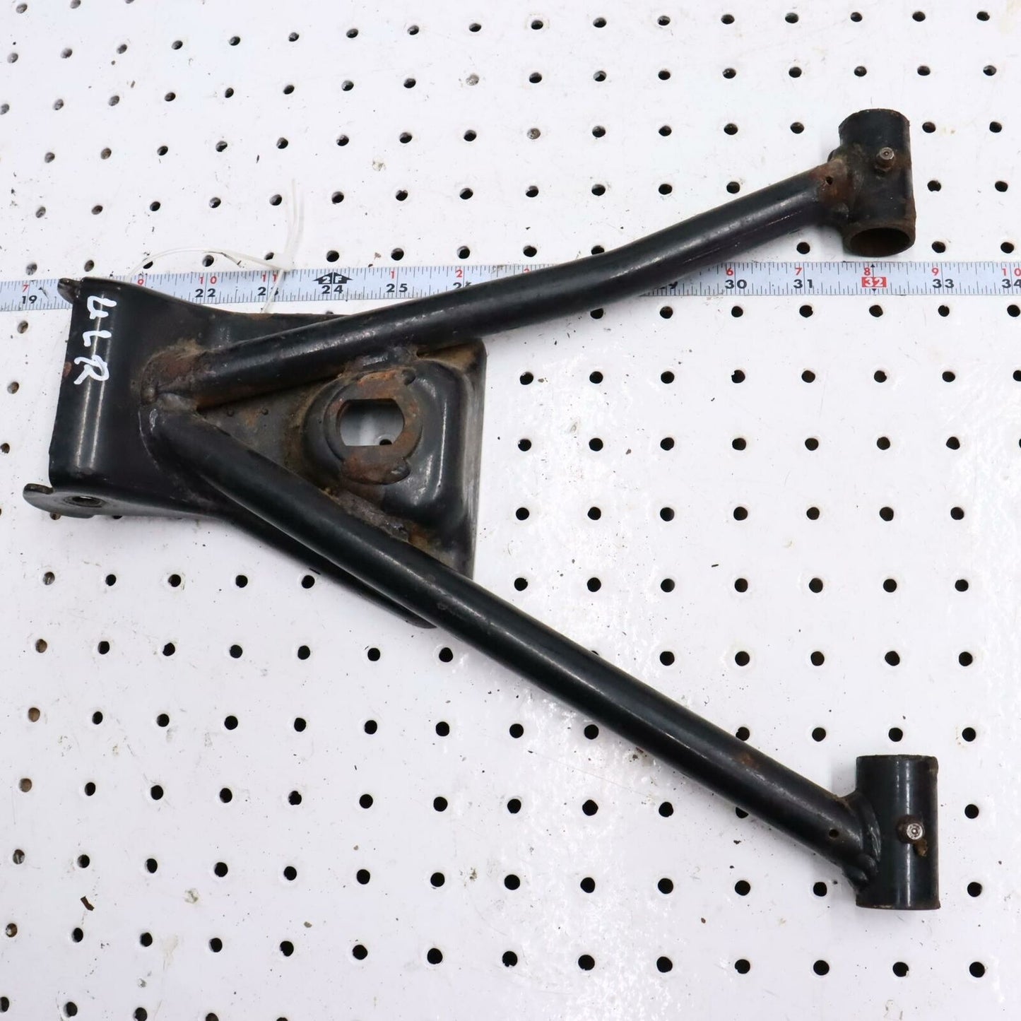 2002 POLARIS SPORTSMAN 500 REAR BACK UPPER LEFT CONTROL A ARM 1040730-067