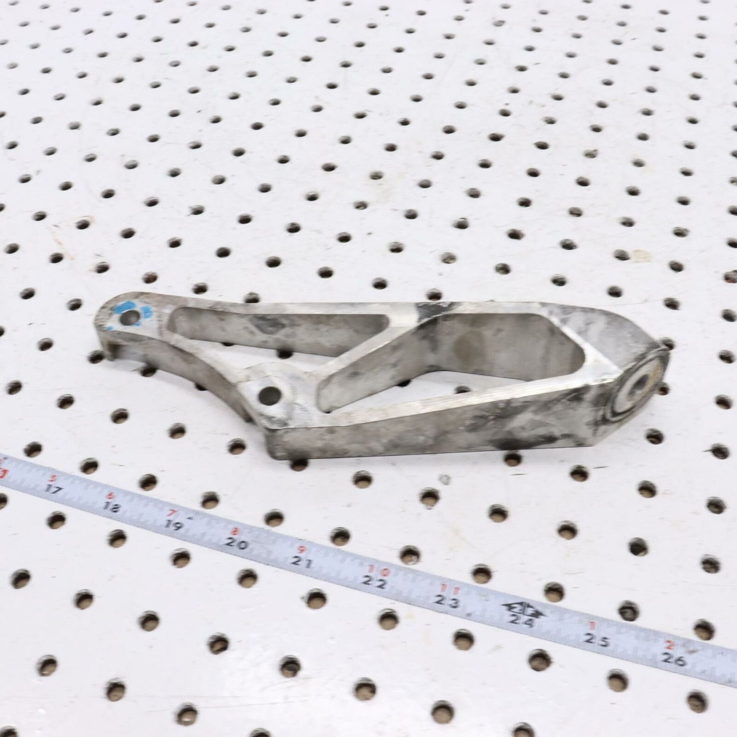 2007 ARCTIC CAT F6 ENGINE MOTOR MOUNT BRACKET 0708-478