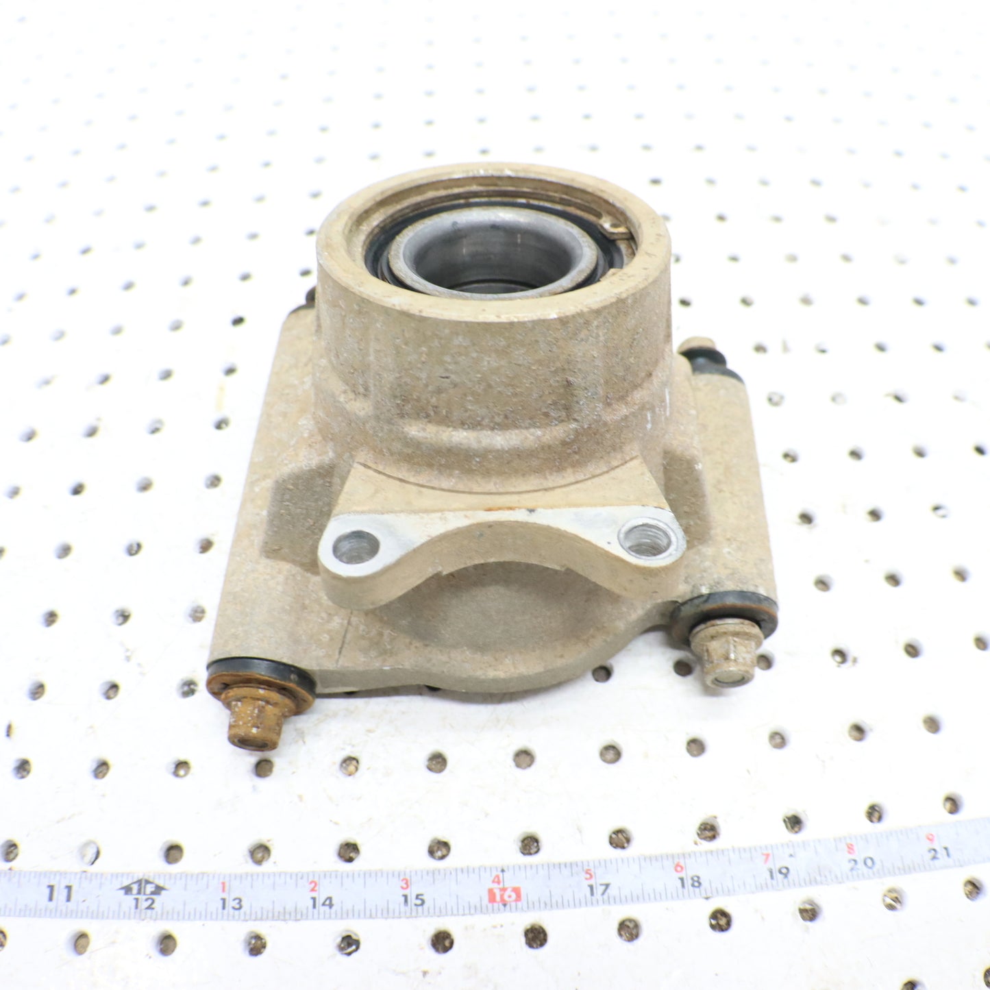 2013 Polaris Ranger Xp 900 WHEEL Bearing Carrier LEFT REAR 5137676; 5138501