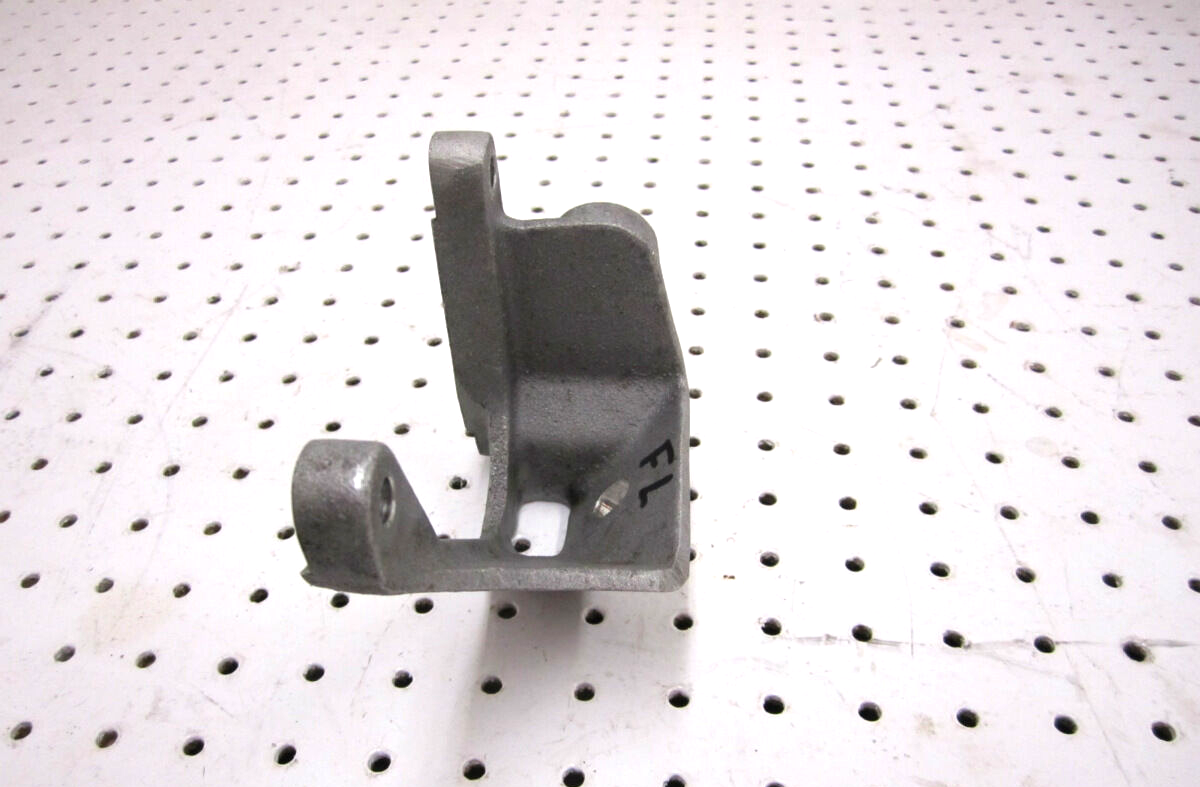 2002 ARCTIC CAT ZR 500 MOTOR MOUNT FRONT LEFT 0708-103
