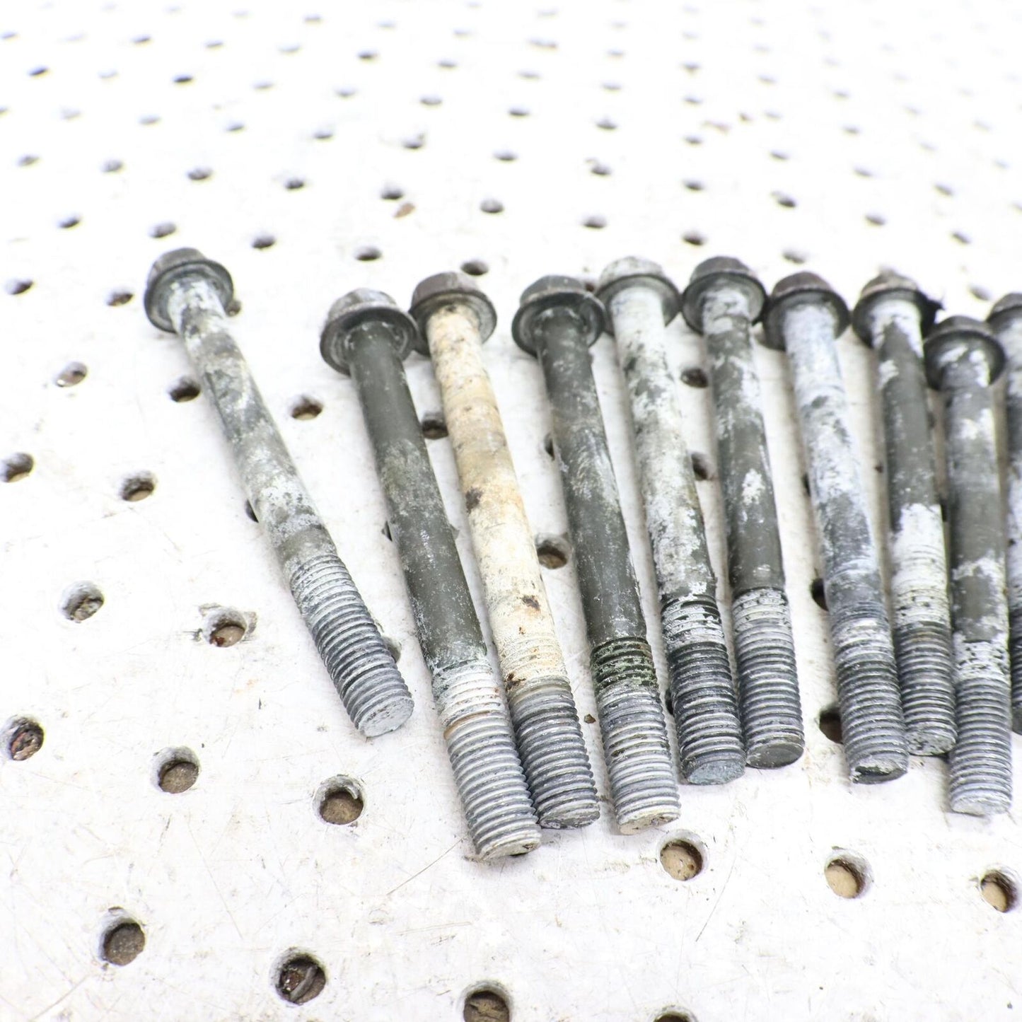 2002 ARCTIC CAT ZR 600 MOTOR ENGINE CASES CASE BOLTS 3005-514 3004-881