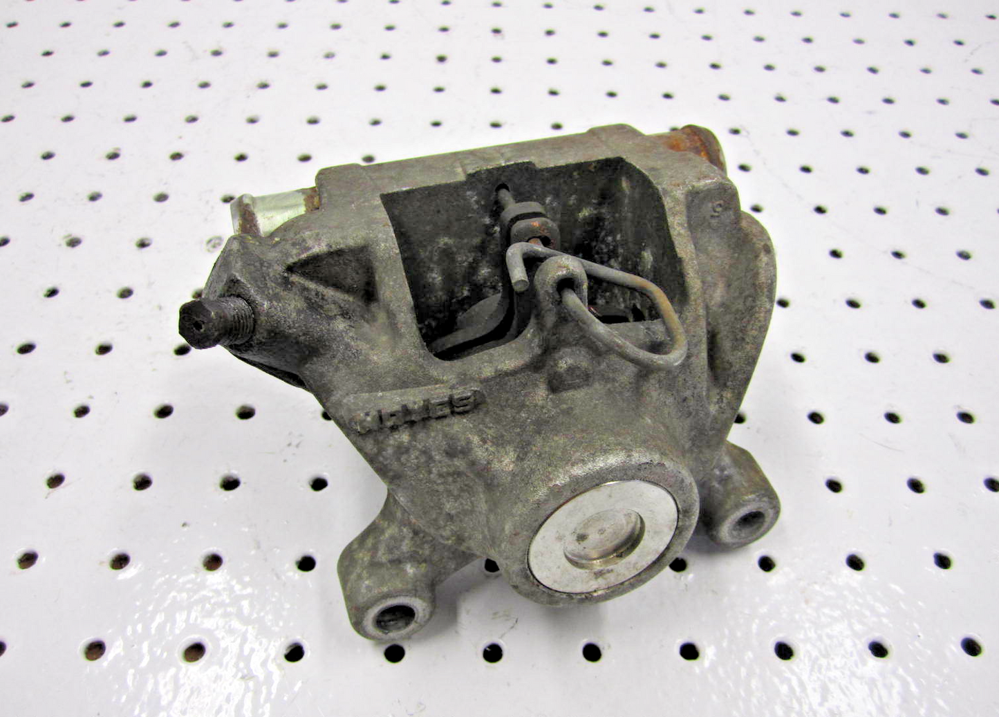 2004 POLARIS SWITCHBACK 600 144 BRAKE CALIPER 2202201