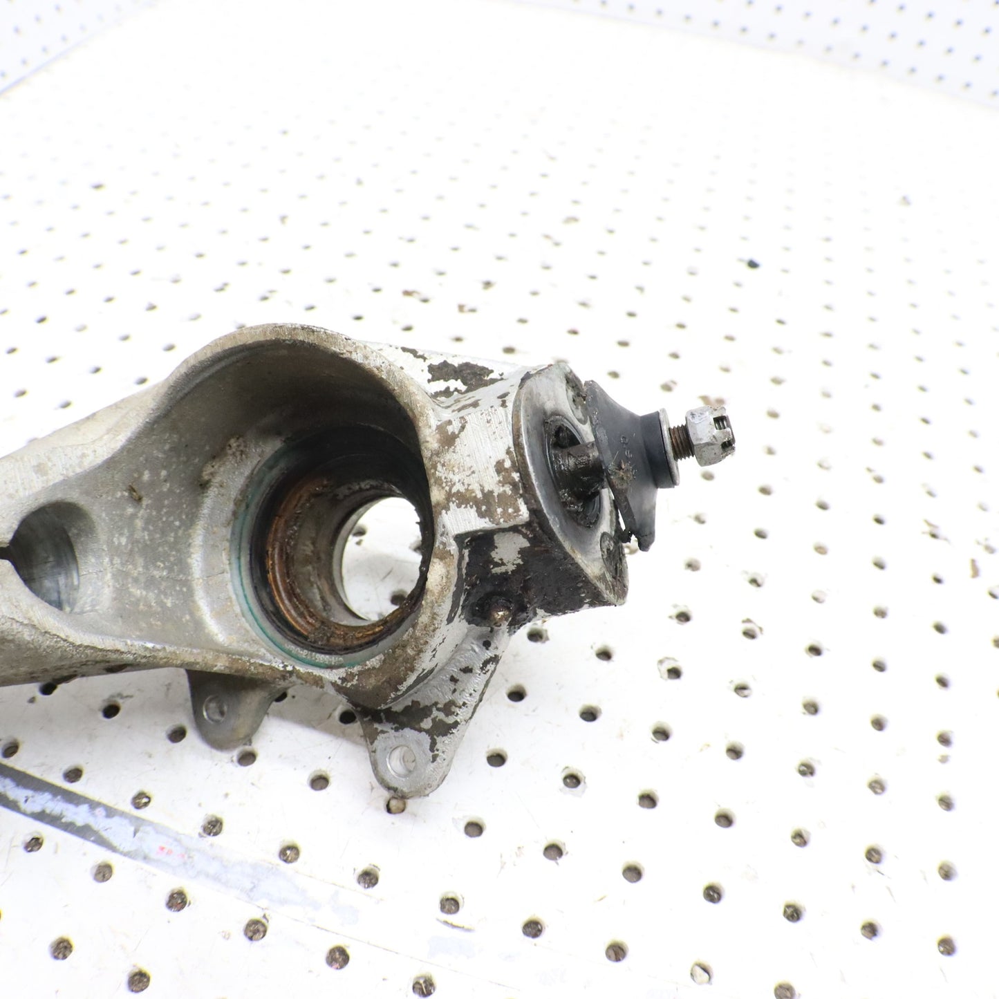 1995 Polaris Xplorer 400 Front Hub Strut LEFT 2200598 1843054