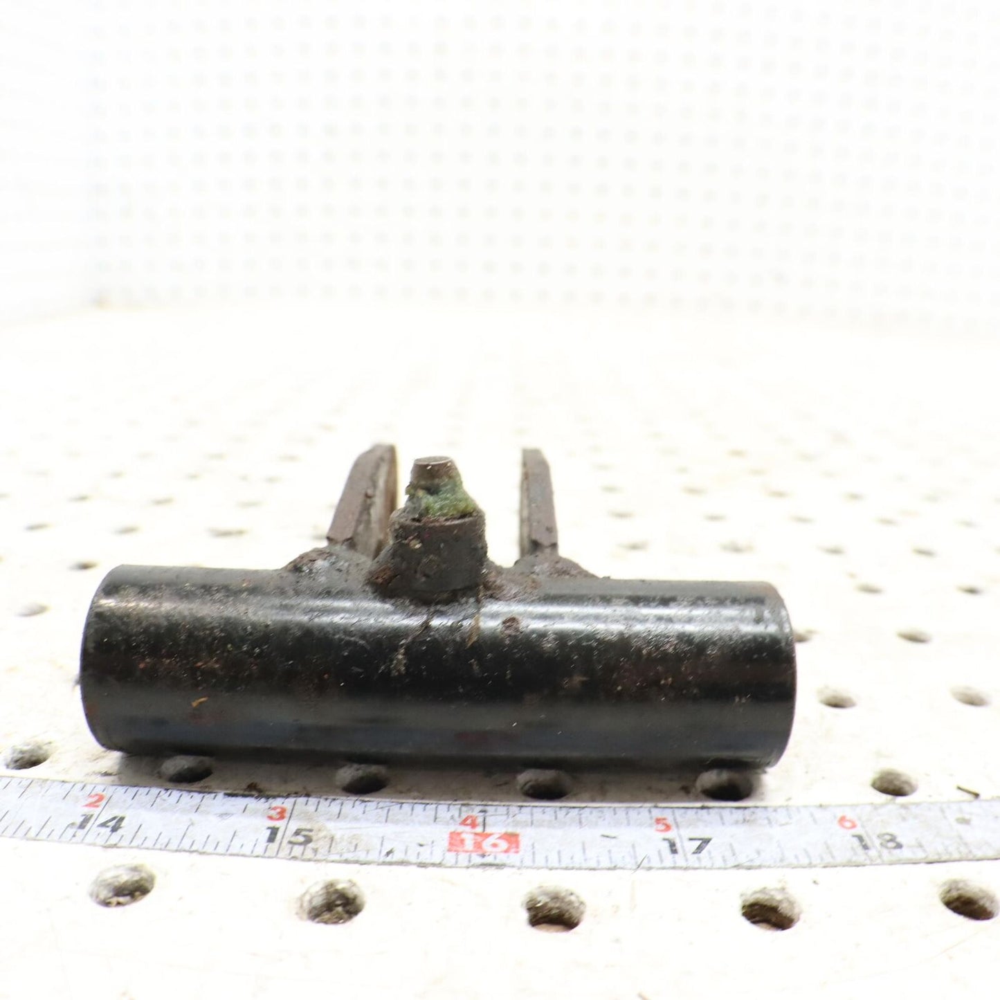 2002 ARCTIC CAT ZR 600 REAR SUSPENSION REAR SHOCK PIVOT 0704-589