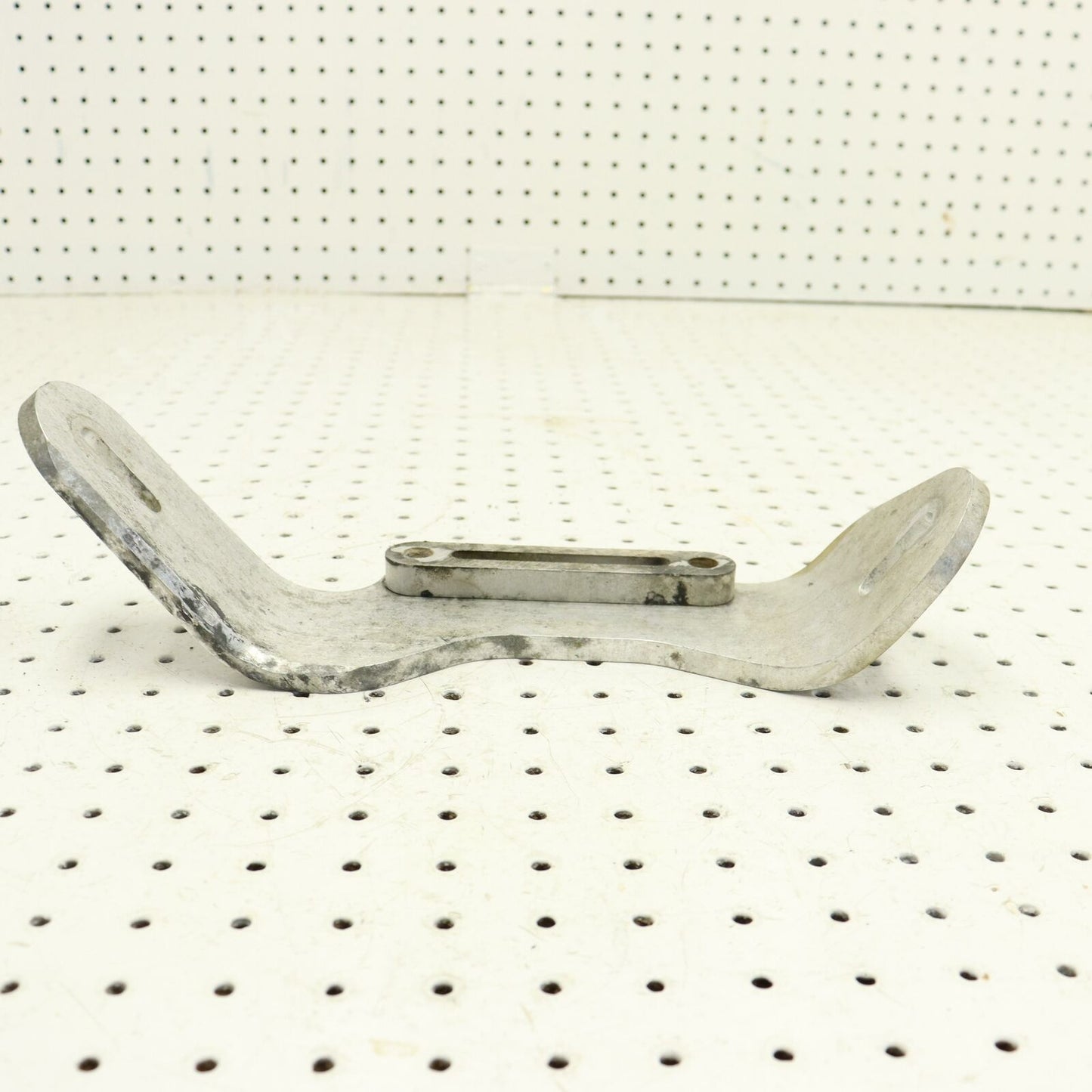 2006 POLARIS FUSION 600 ENGINE MOTOR MOUNT 5135199