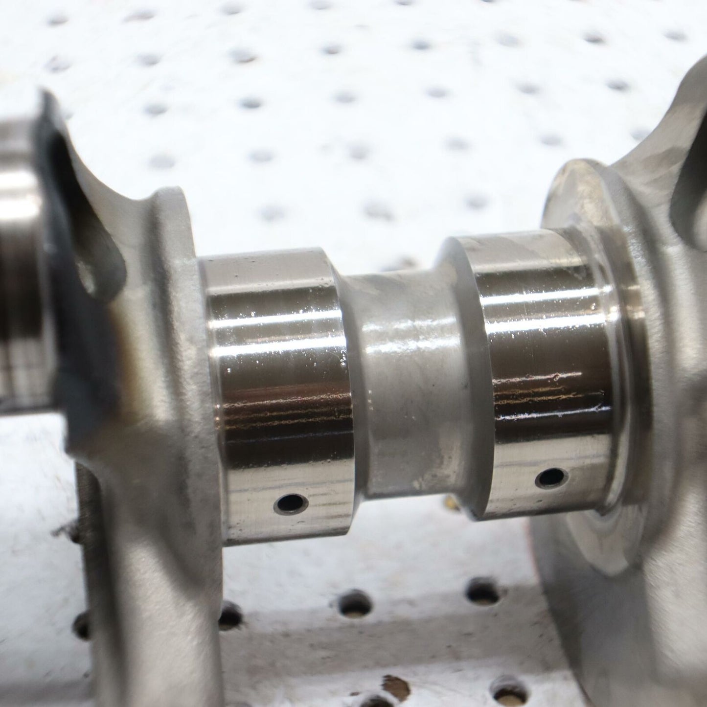2006 POLARIS SWITCHBACK ENGINE MOTOR CRANKSHAFT CRANK SHAFT 0452929 CORE