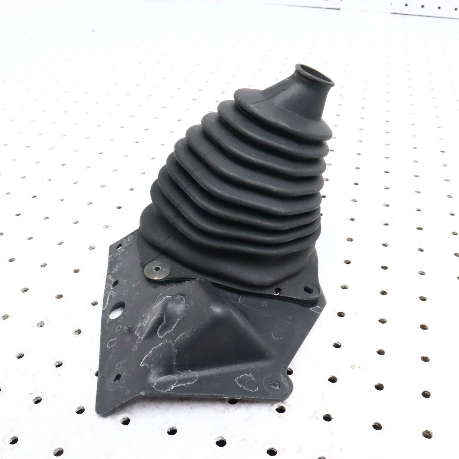 2006 POLARIS SWITCHBACK TIE ROD BOOT CAP RH 5433533