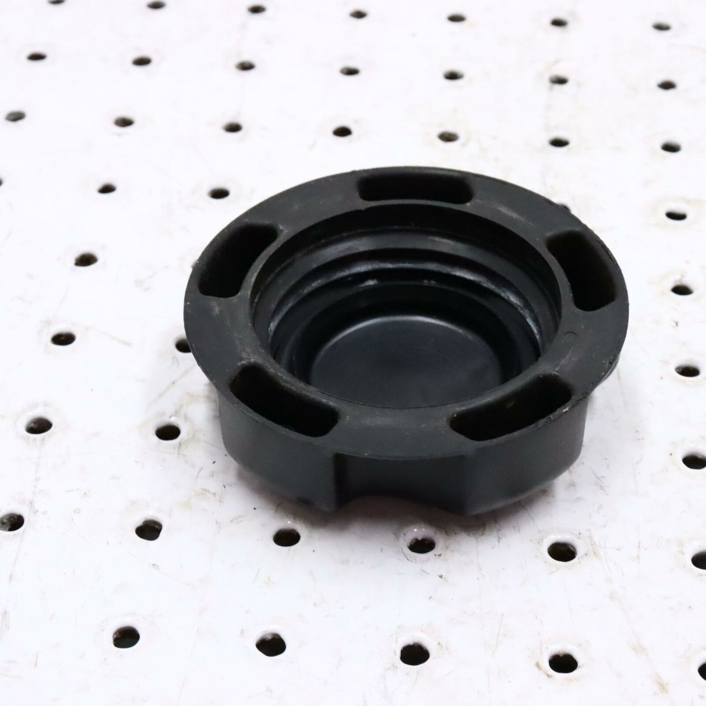 2006 POLARIS CLASSIC 700 GAS FUEL CAP 5435534 5450390
