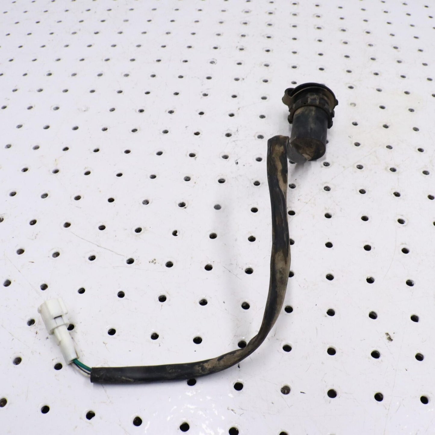 2013 YAMAHA GRIZZLY 700 ACCESSORY SOCKET PLUG OUTLET 1HP-H254B-10-00