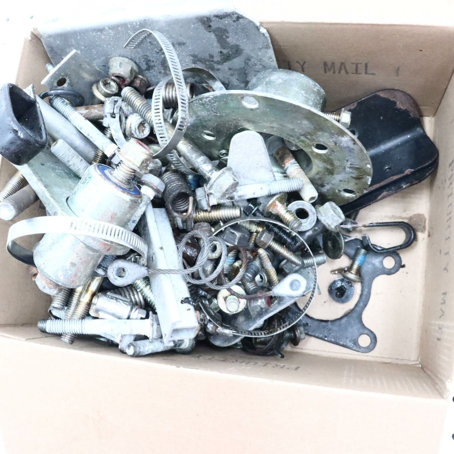 2007 POLARIS IQ 600 MISCELLANEOUS BOLTS HARDWARE NUTS BOLTS FASTENERS BRACKETS