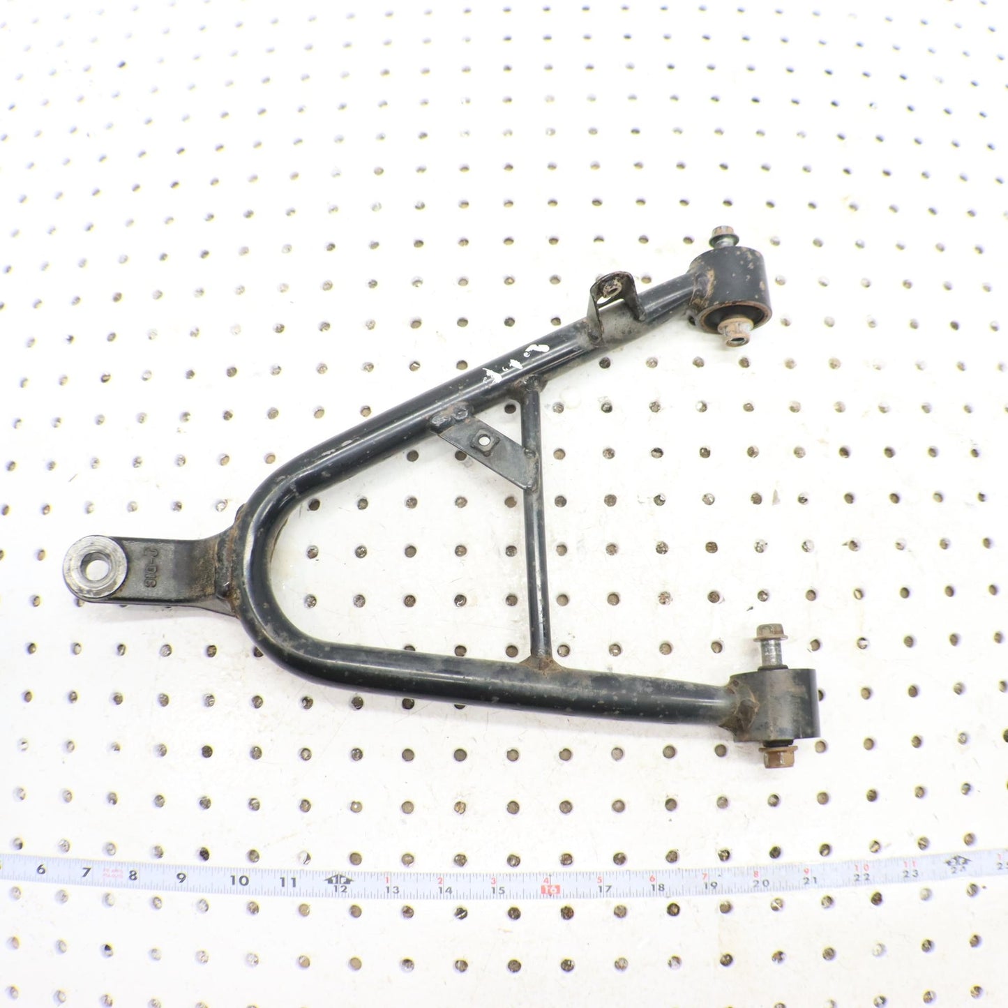2016 SUZUKI KING QUAD 500 FRONT LOWER LEFT CONTROL A ARM 52420-31820