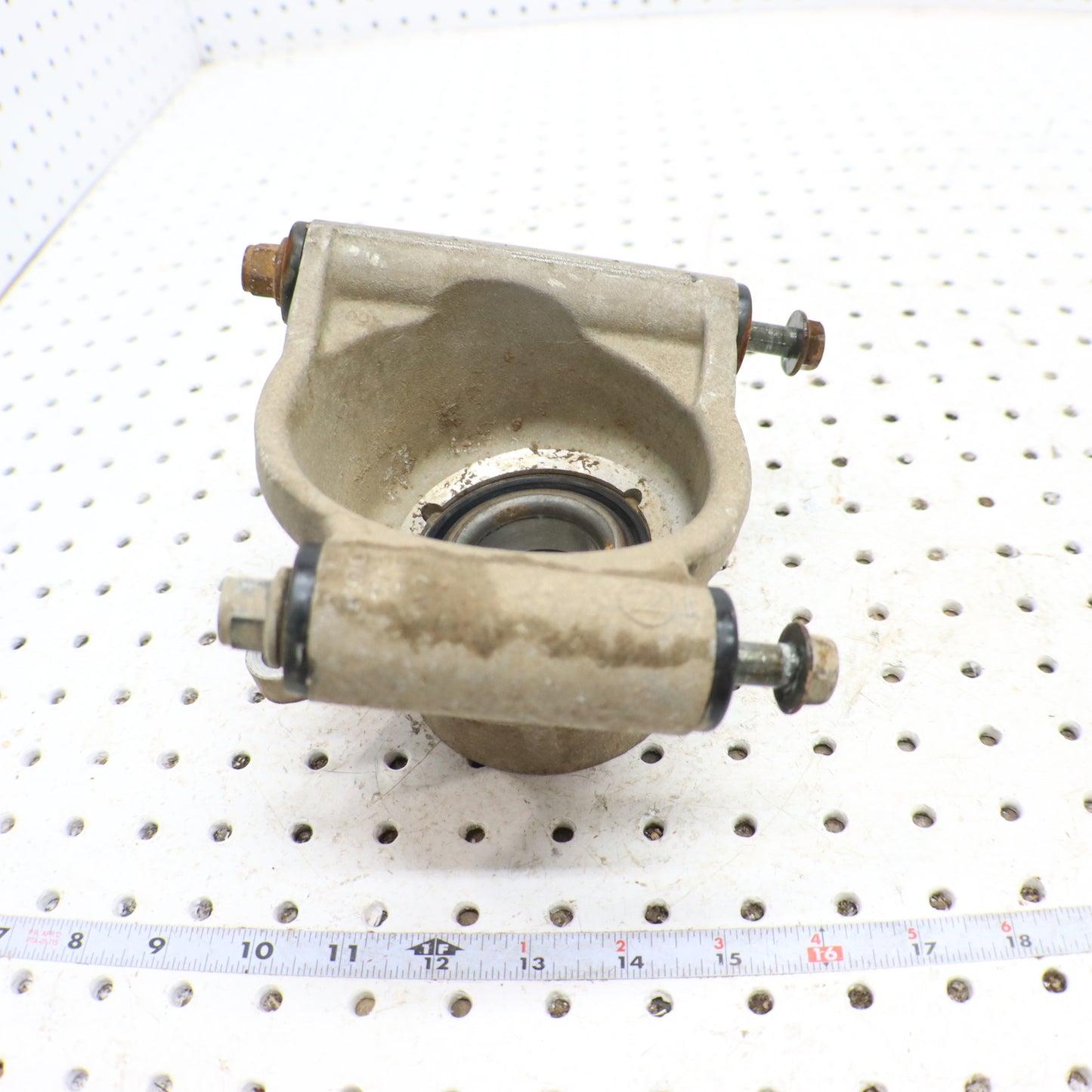 2013 Polaris Ranger Xp 900 Wheel Bearing Carrier RIGHT REAR 5137677; 5138502