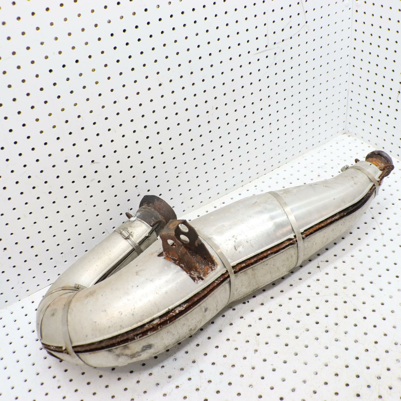 2006 POLARIS FUSION 700 EXHAUST EXPANSION CHAMBER PIPE 1261380
