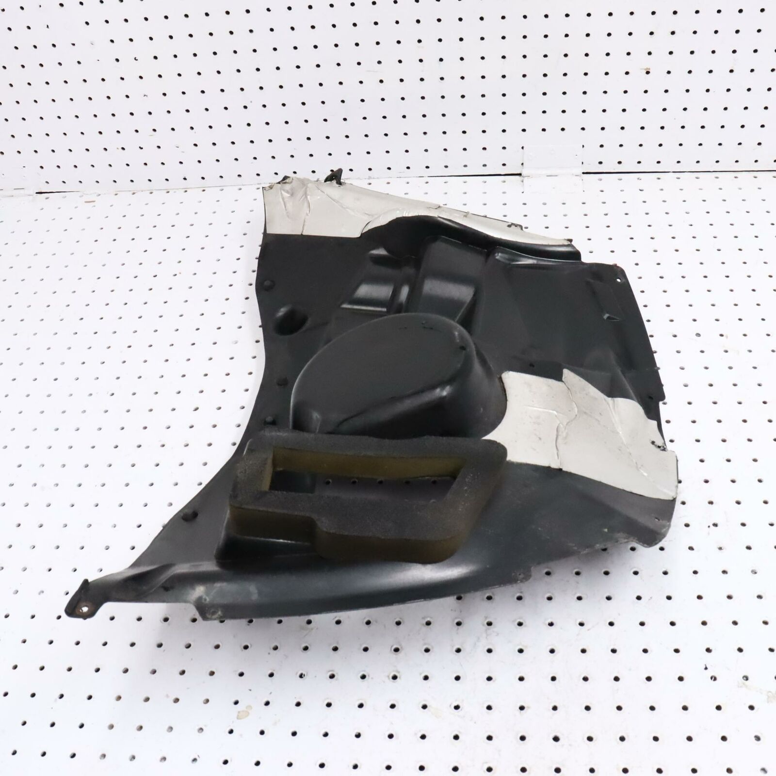 2006 POLARIS FUSION 700 HEAD LIGHT ACCESS COVER 2633049