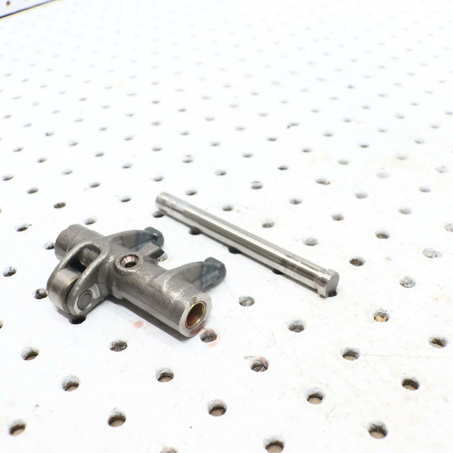 2006 POLARIS SWITCHBACK ASM., ROCKER ARM, SHORT 0451971