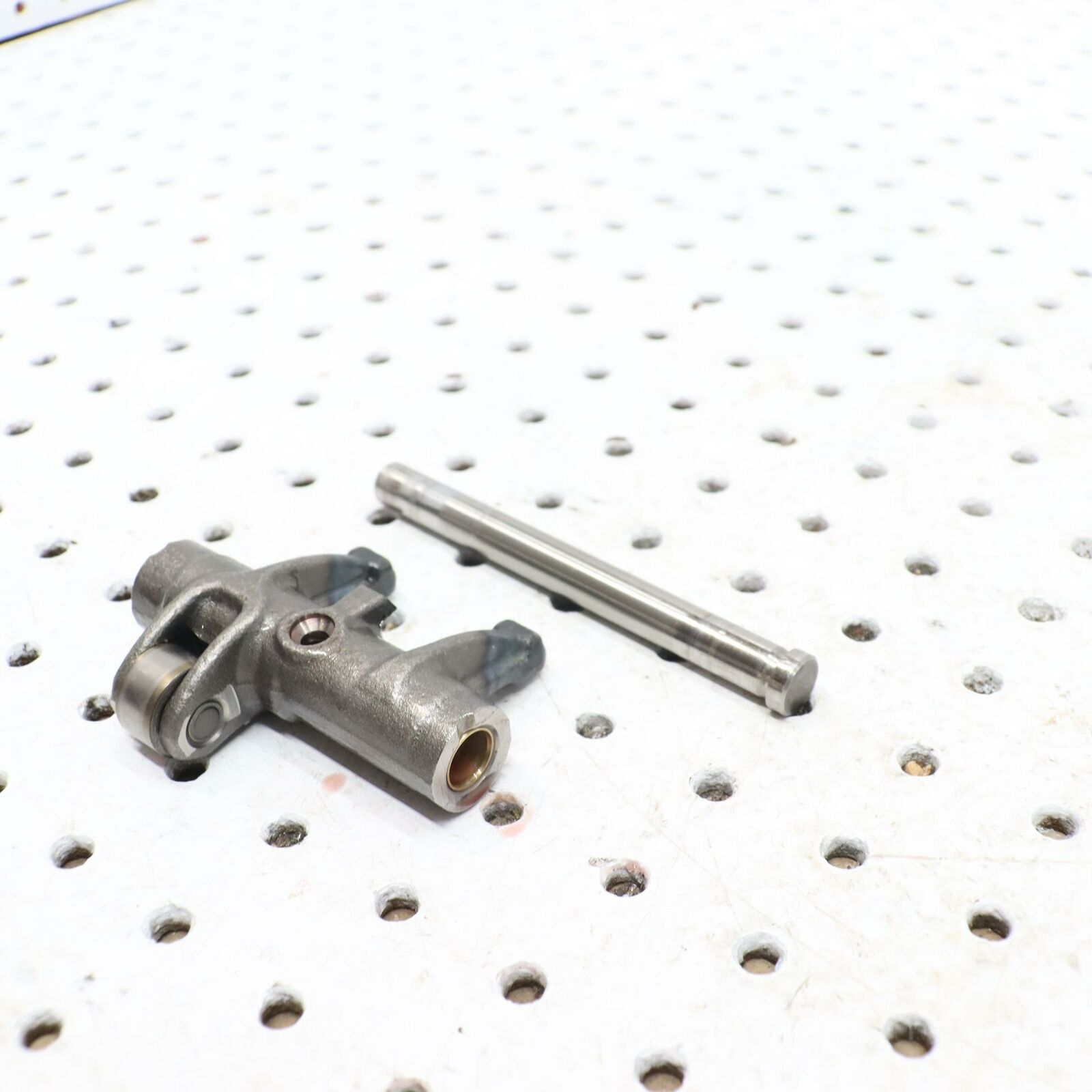 2006 POLARIS SWITCHBACK ASM., ROCKER ARM, SHORT 0451971