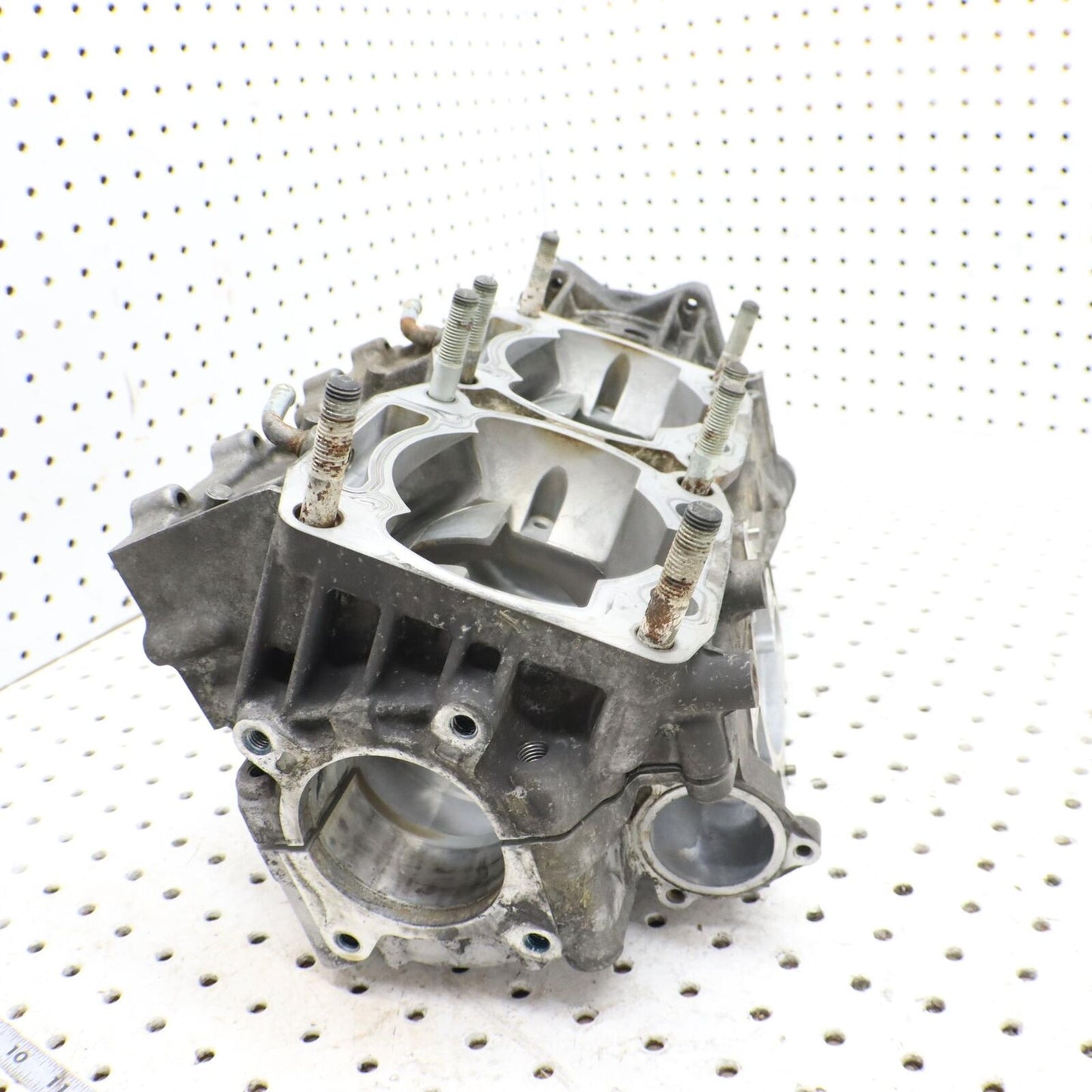 2009 ARCTIC CAT F5 ENGINE MOTOR CASE CASES 3007-612