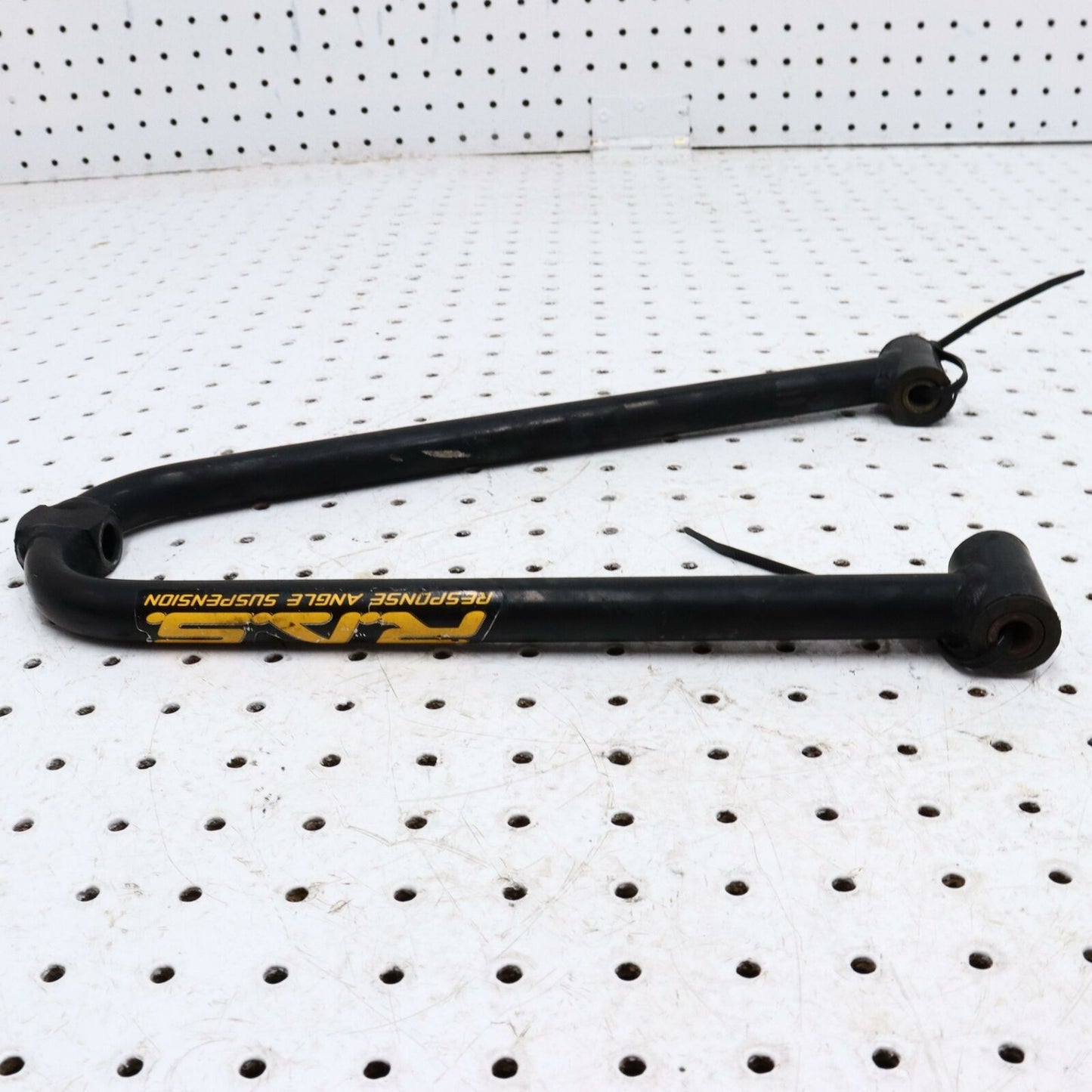 2006 SKI-DOO MXZ 500SS FRONT UPPER LEFT CONTROL A ARM 505071756