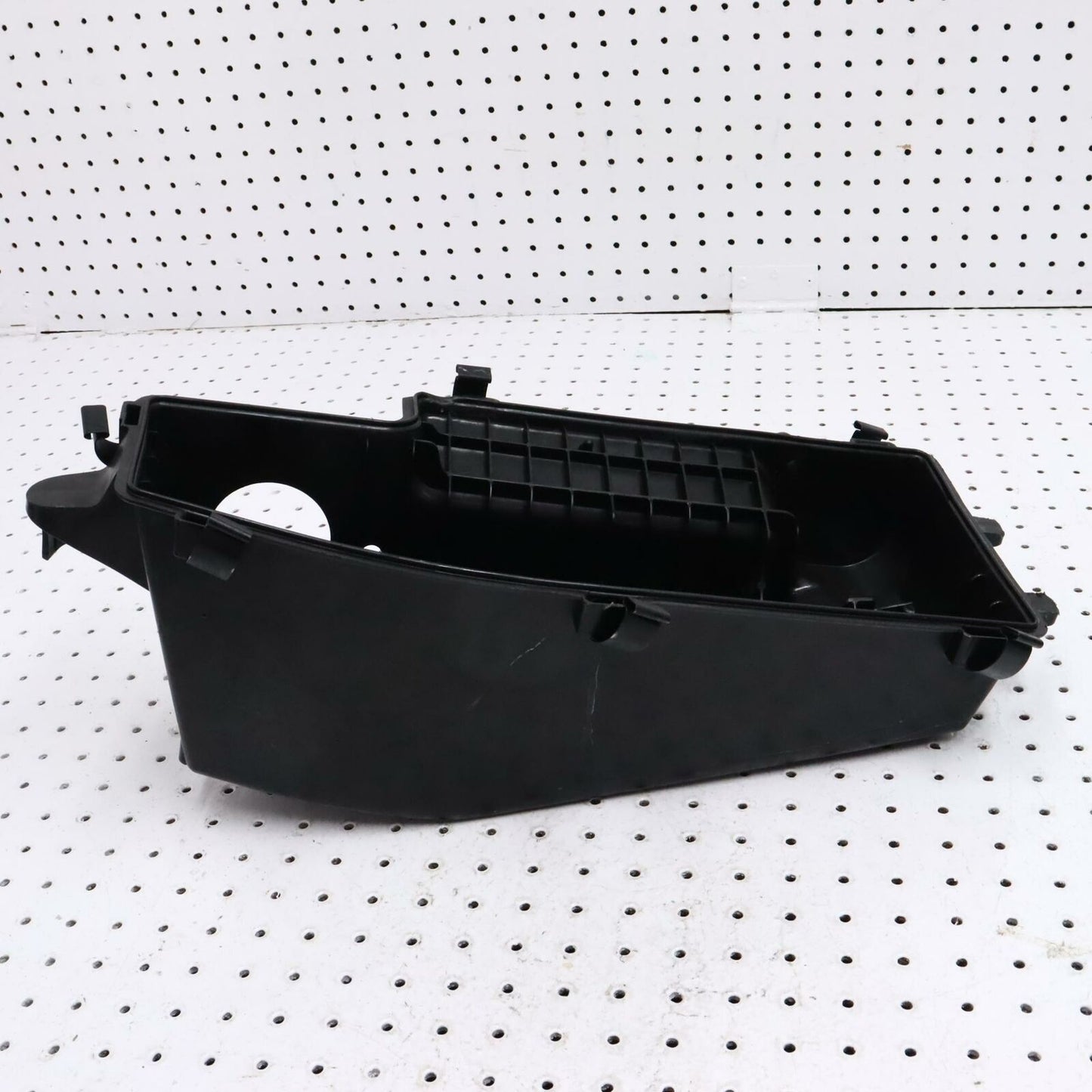 2006 POLARIS SWITCHBACK PLENUM-INTAKE,LOWER FST 5435592